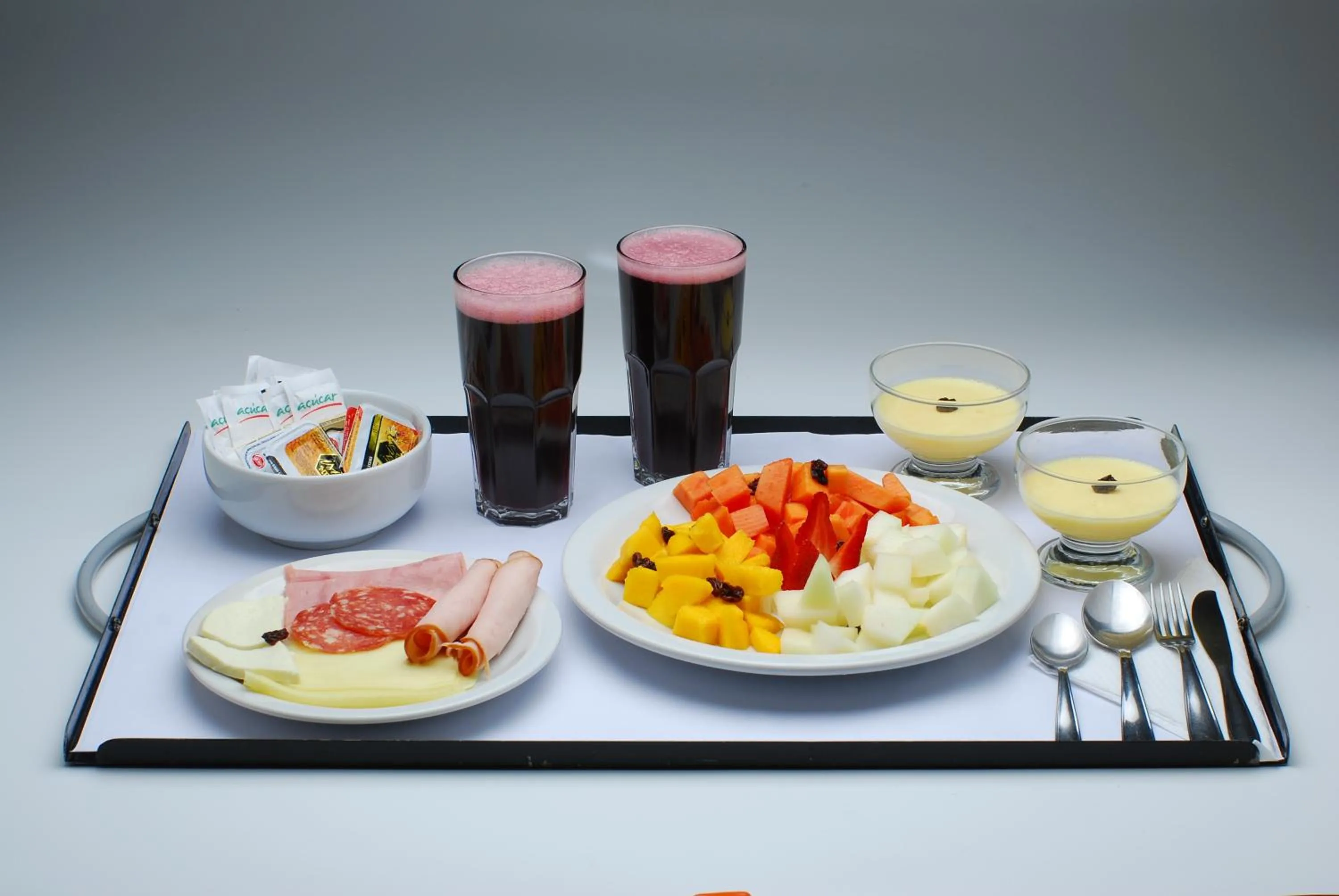 Continental breakfast in Differential Flat