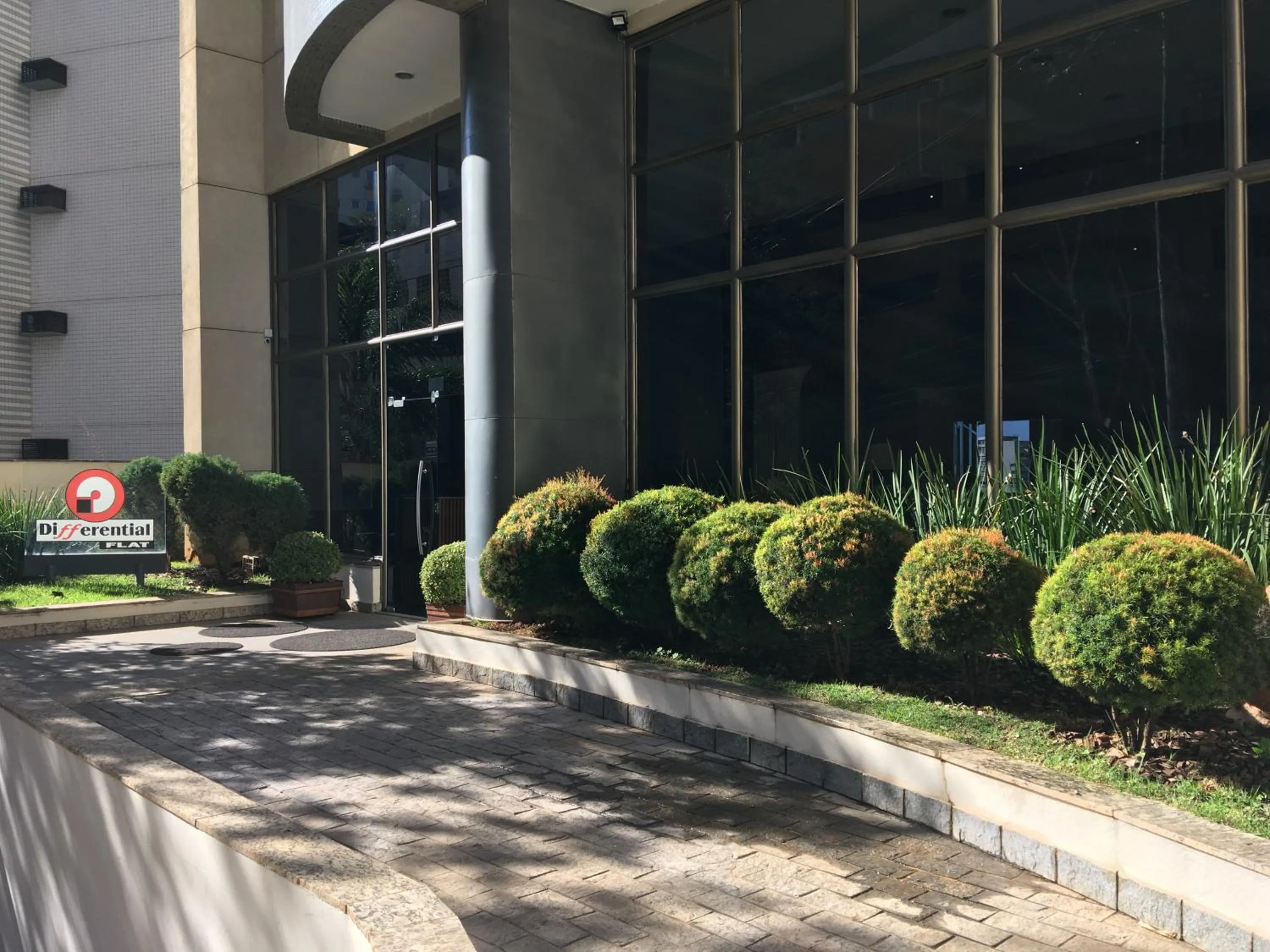 Garden view in Differential Flat