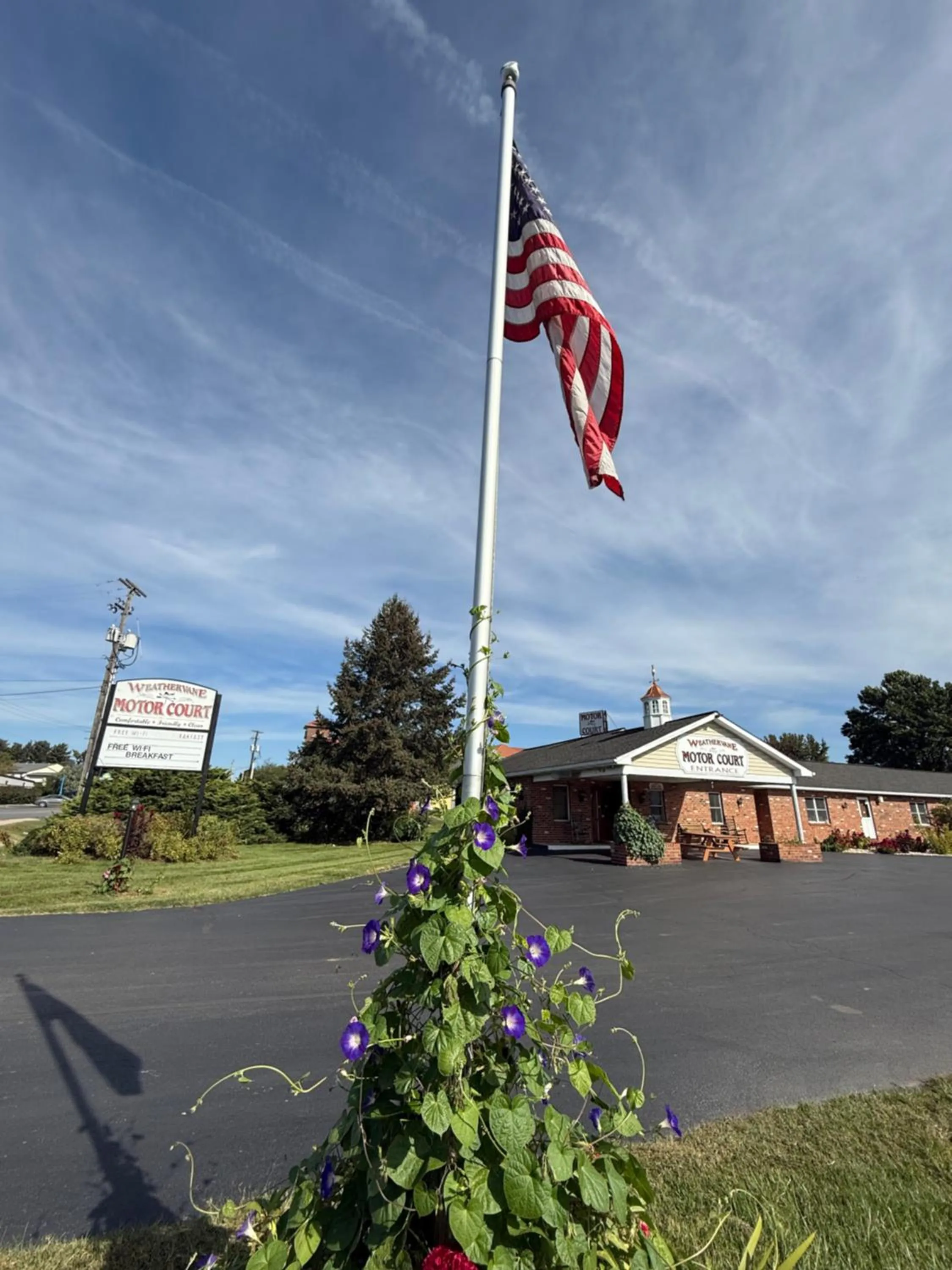 Property building in Weathervane Motor Court
