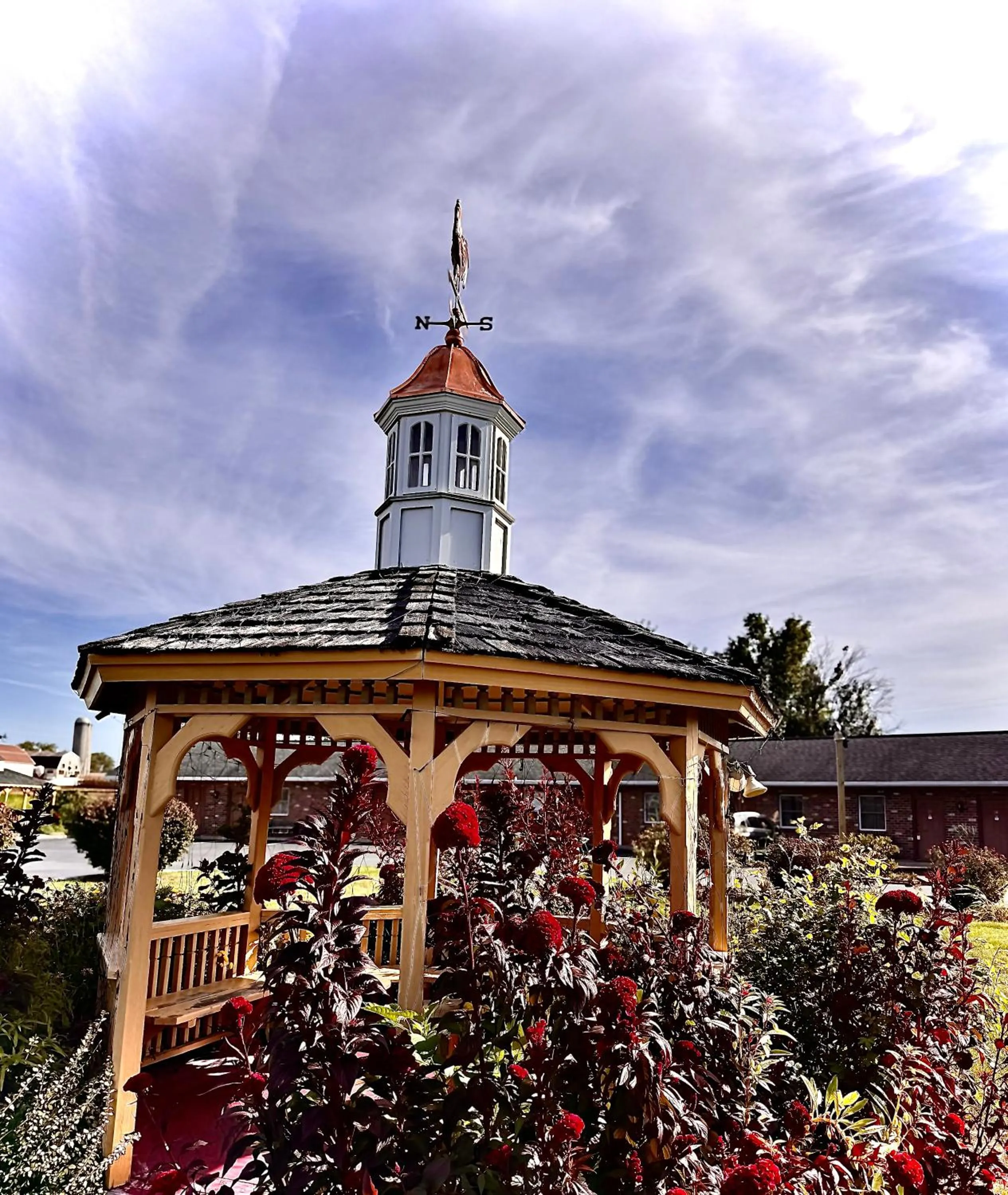 Property building in Weathervane Motor Court