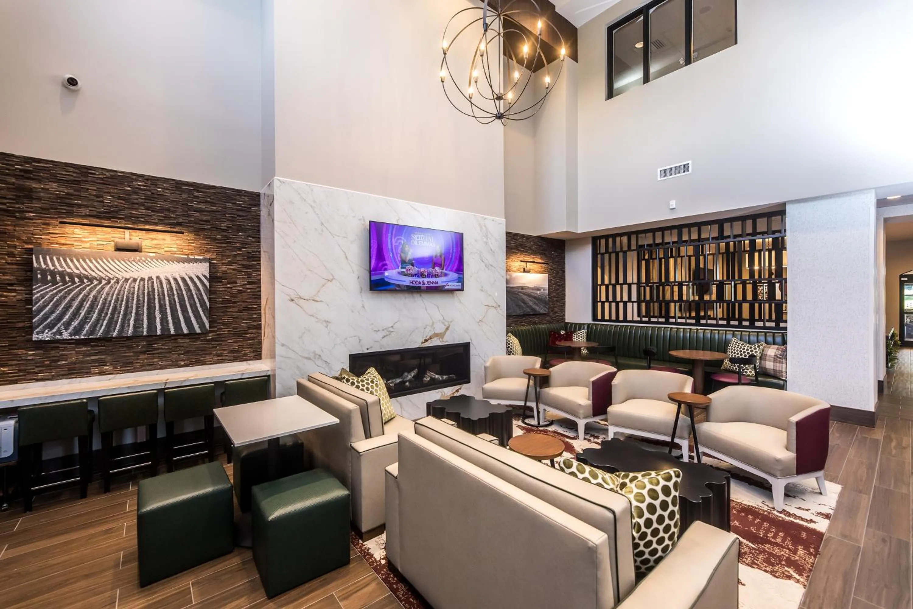 Breakfast in Hampton Inn & Suites Dobson