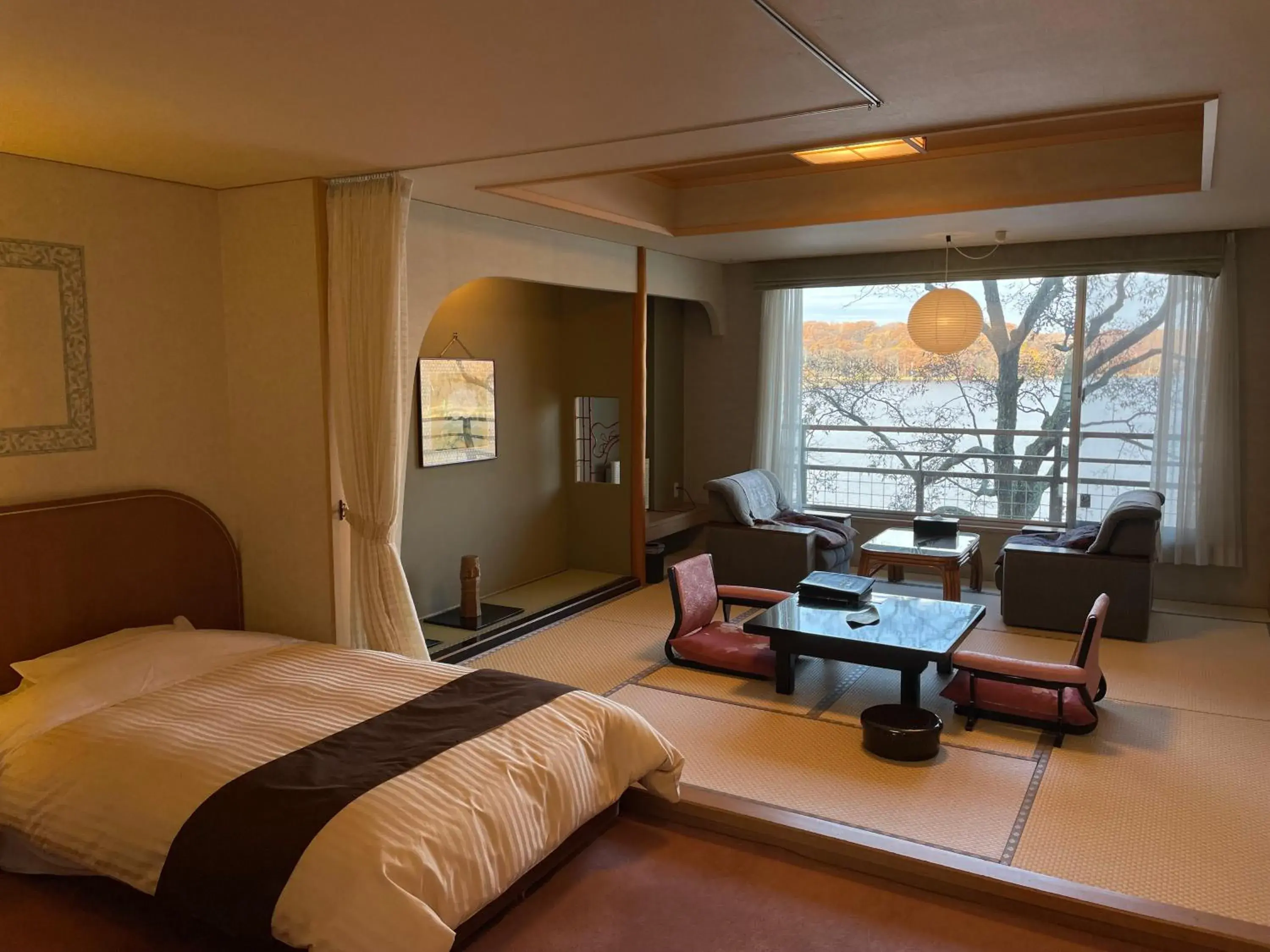 Room with Tatami Area and Lake View - single occupancy - Non-Smoking in Hotel Abashirikoso Room with Tatami Area and Lake View - single occupancy - Non-Smoking in Hotel Abashirikoso