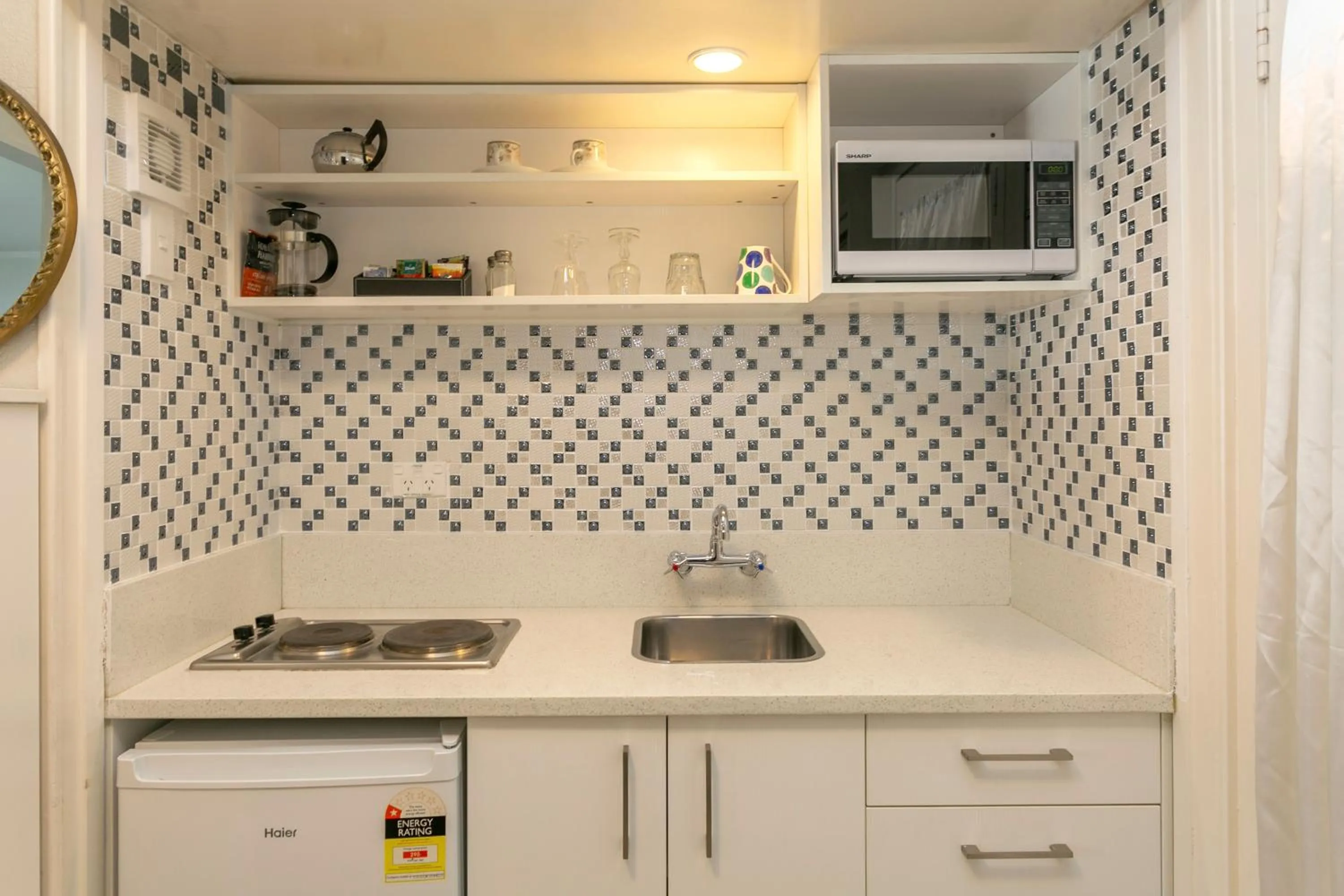 Kitchen/Kitchenette in VU Thermal Lodge