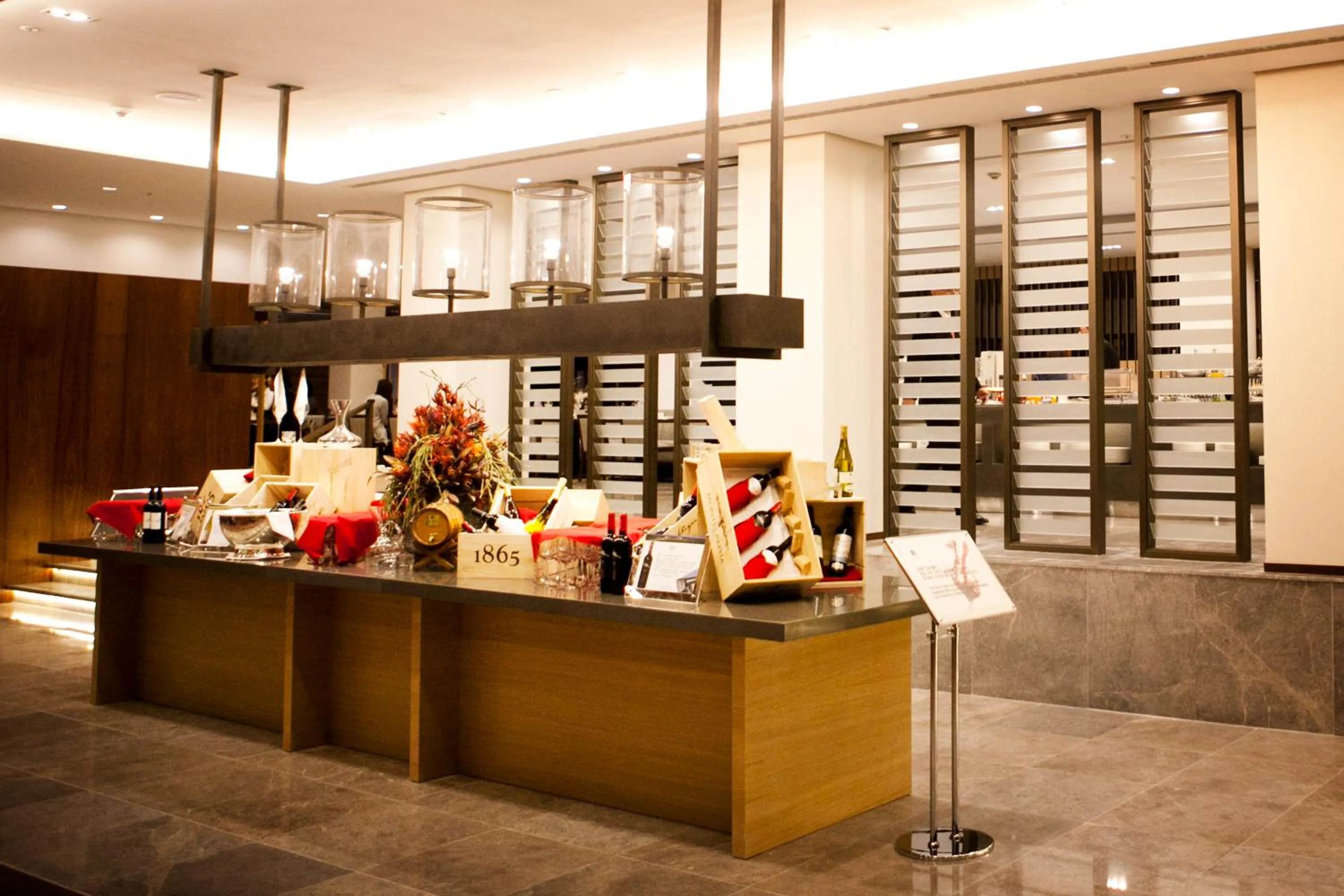 Restaurant/places to eat in Seoul Garden Hotel