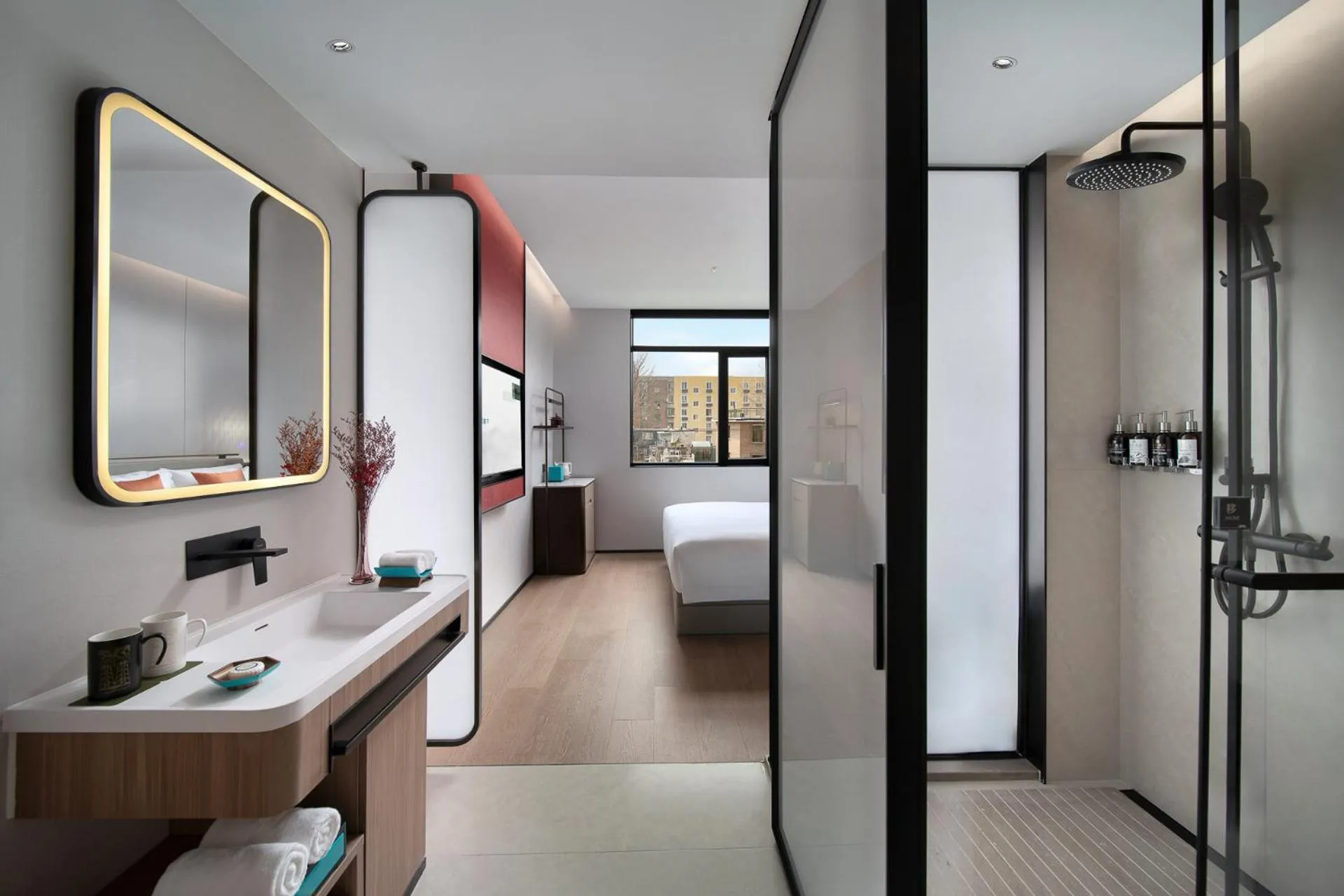 Toilet, Bed in SSAW Garden Hotel Beijing