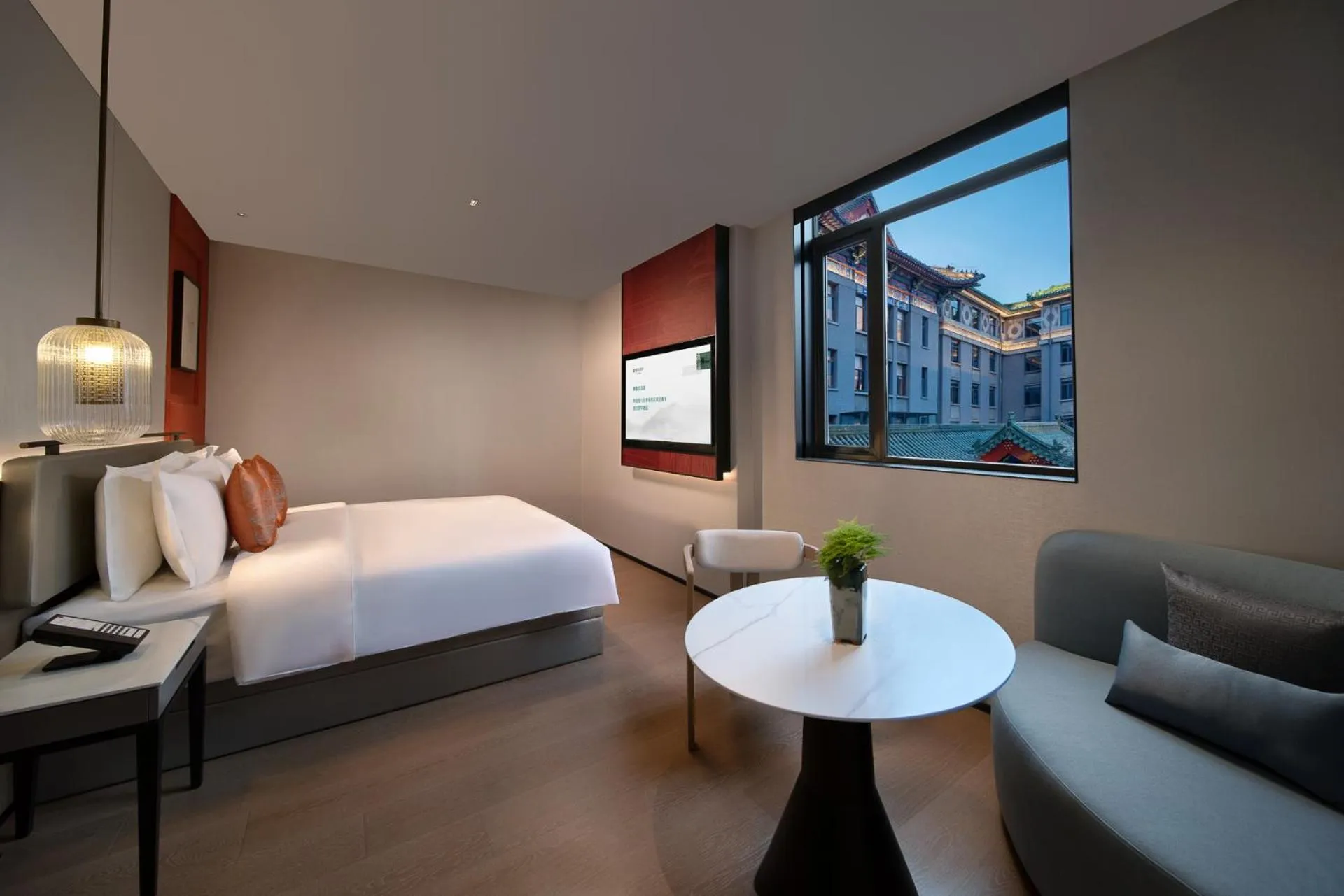 Photo of the whole room, Bed in SSAW Garden Hotel Beijing