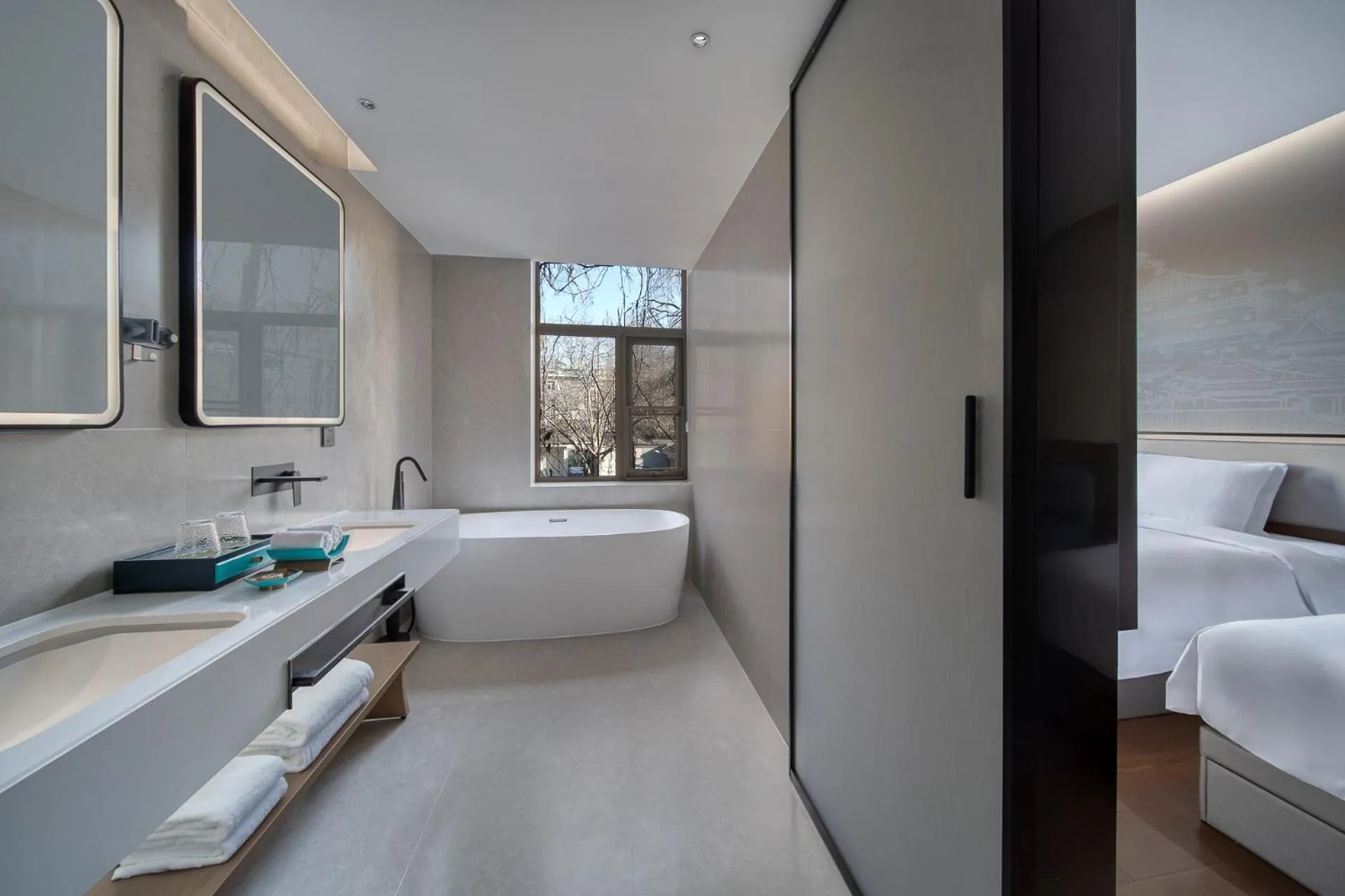 Bath, Bed in SSAW Garden Hotel Beijing