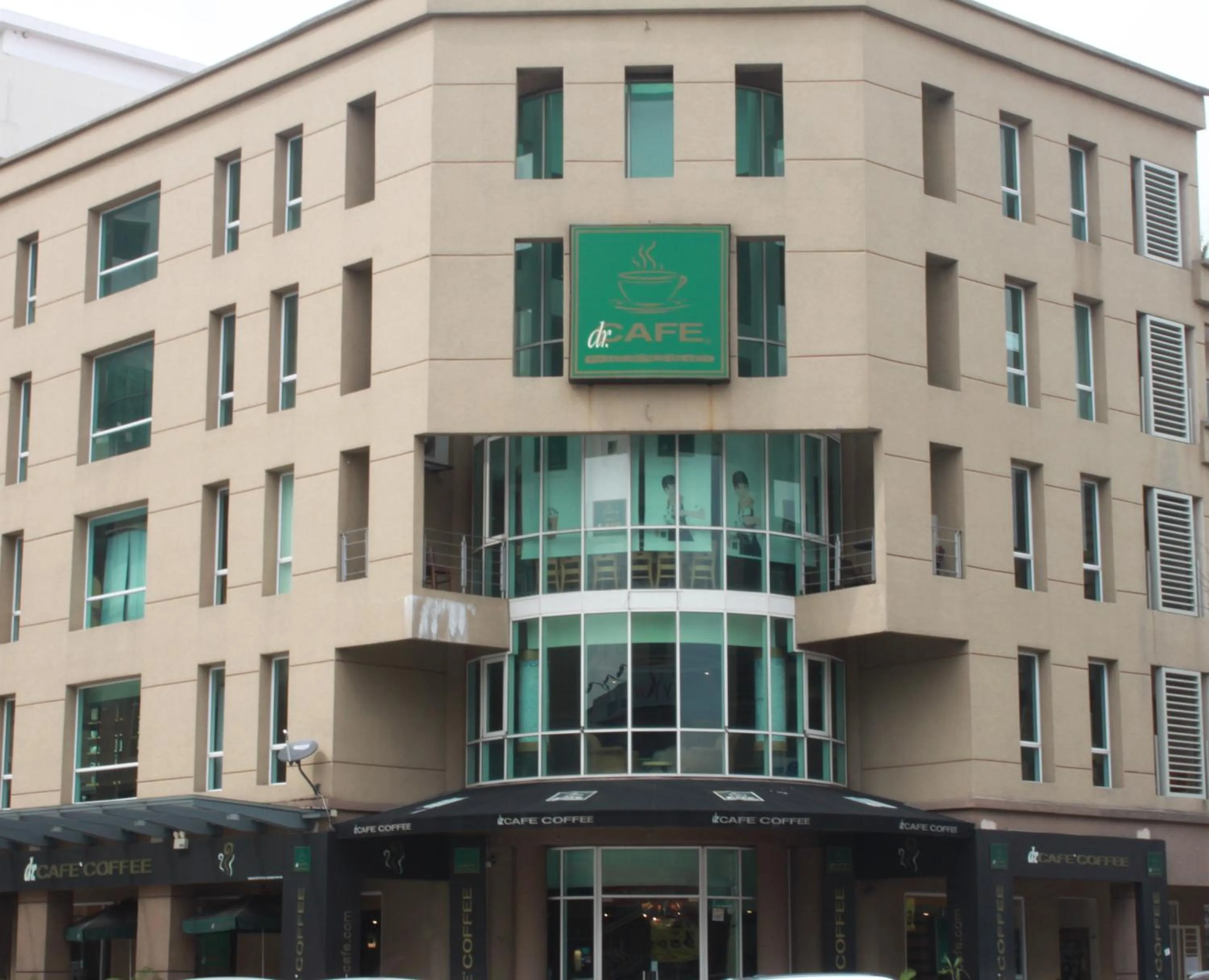 Restaurant/places to eat in Sun Inns Hotel Kota Damansara Near Hospital Sungai Buloh