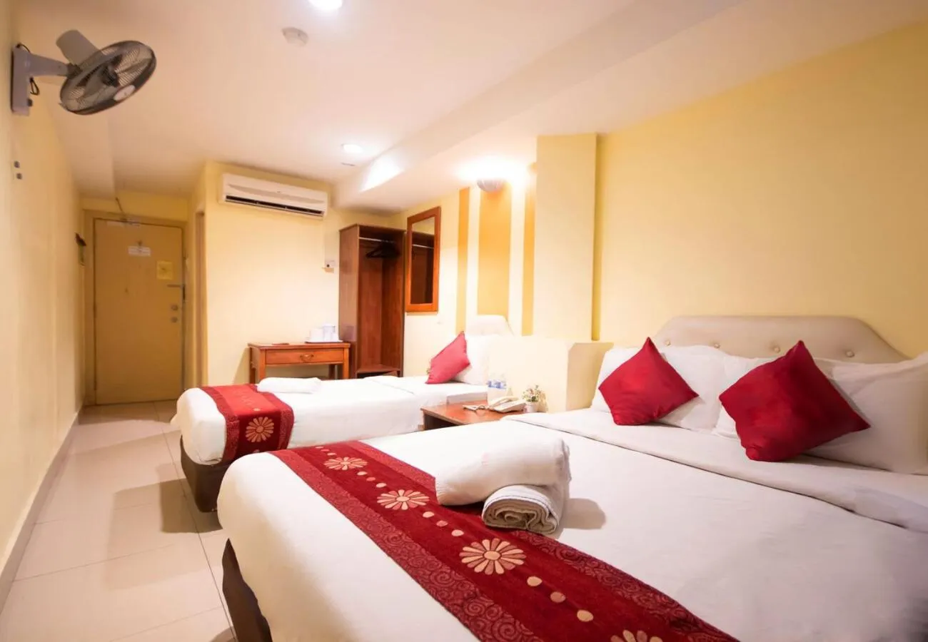 Bed in Sun Inns Hotel Kota Damansara Near Hospital Sungai Buloh