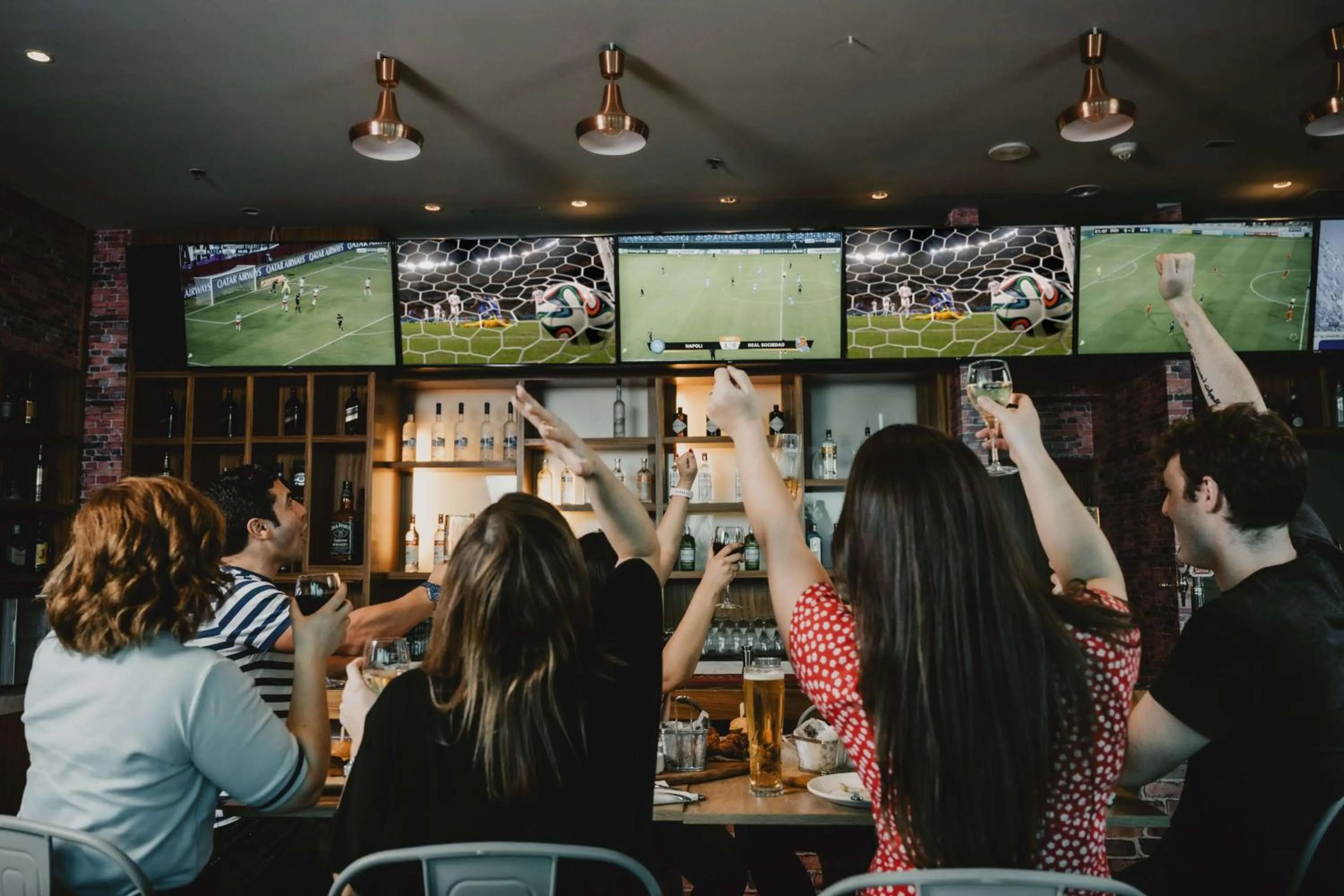 Lounge or bar in Hilton Doha