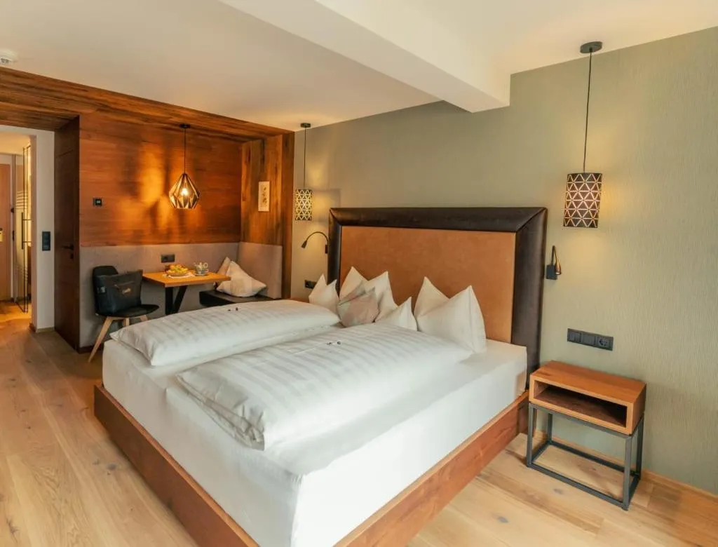 Bed in Hotel Sonnenhof