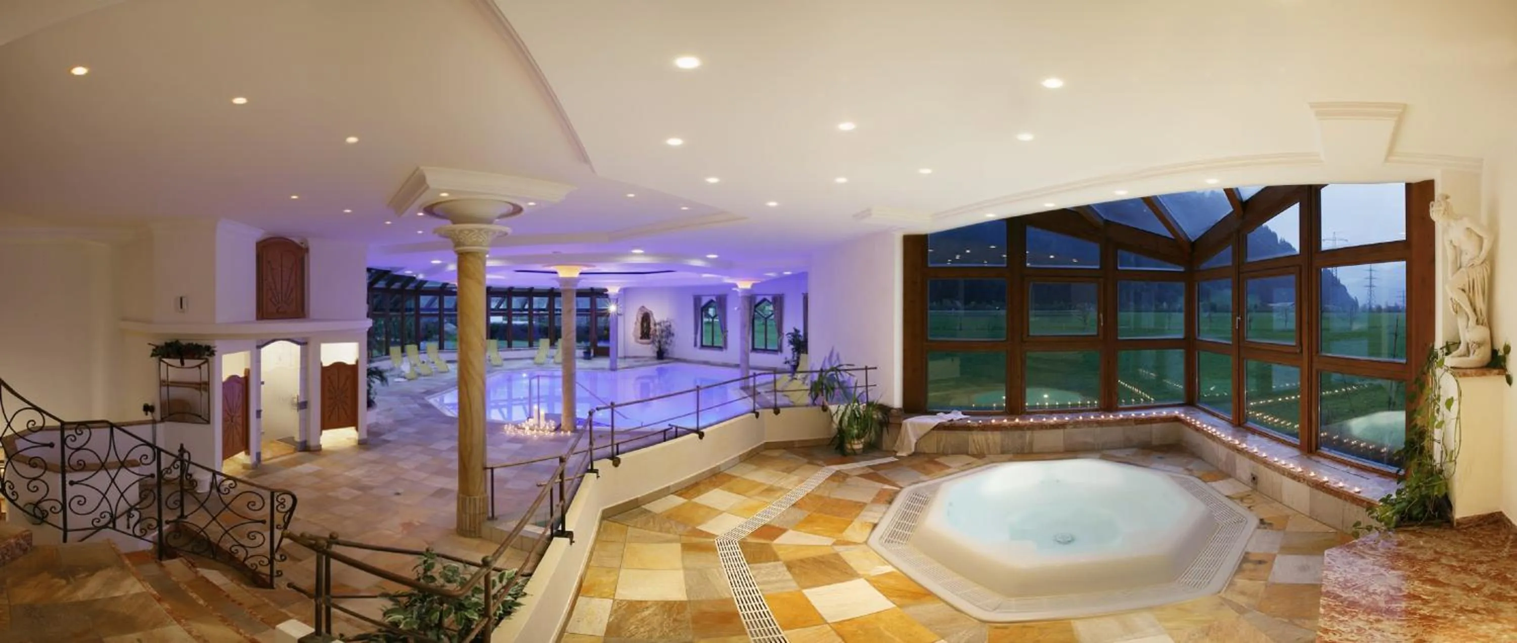 Hot Tub in Ferienhotel Sonnenhof