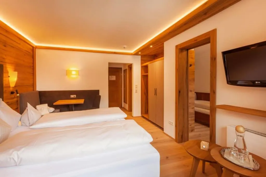 Bed in Hotel Sonnenhof