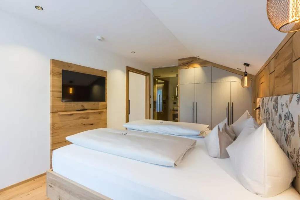 Bed in Hotel Sonnenhof