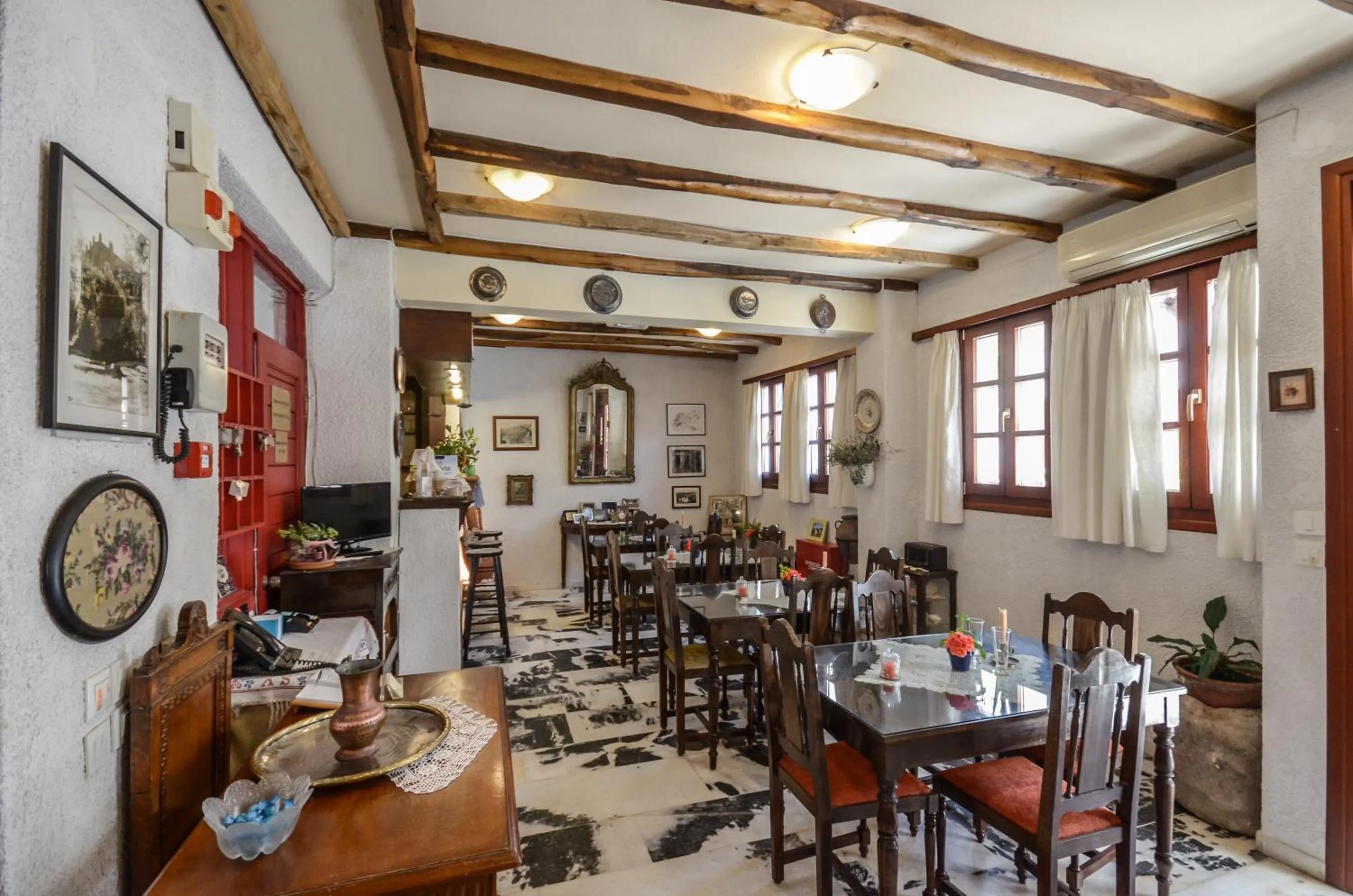 Lobby or reception in Chateau Zevgoli