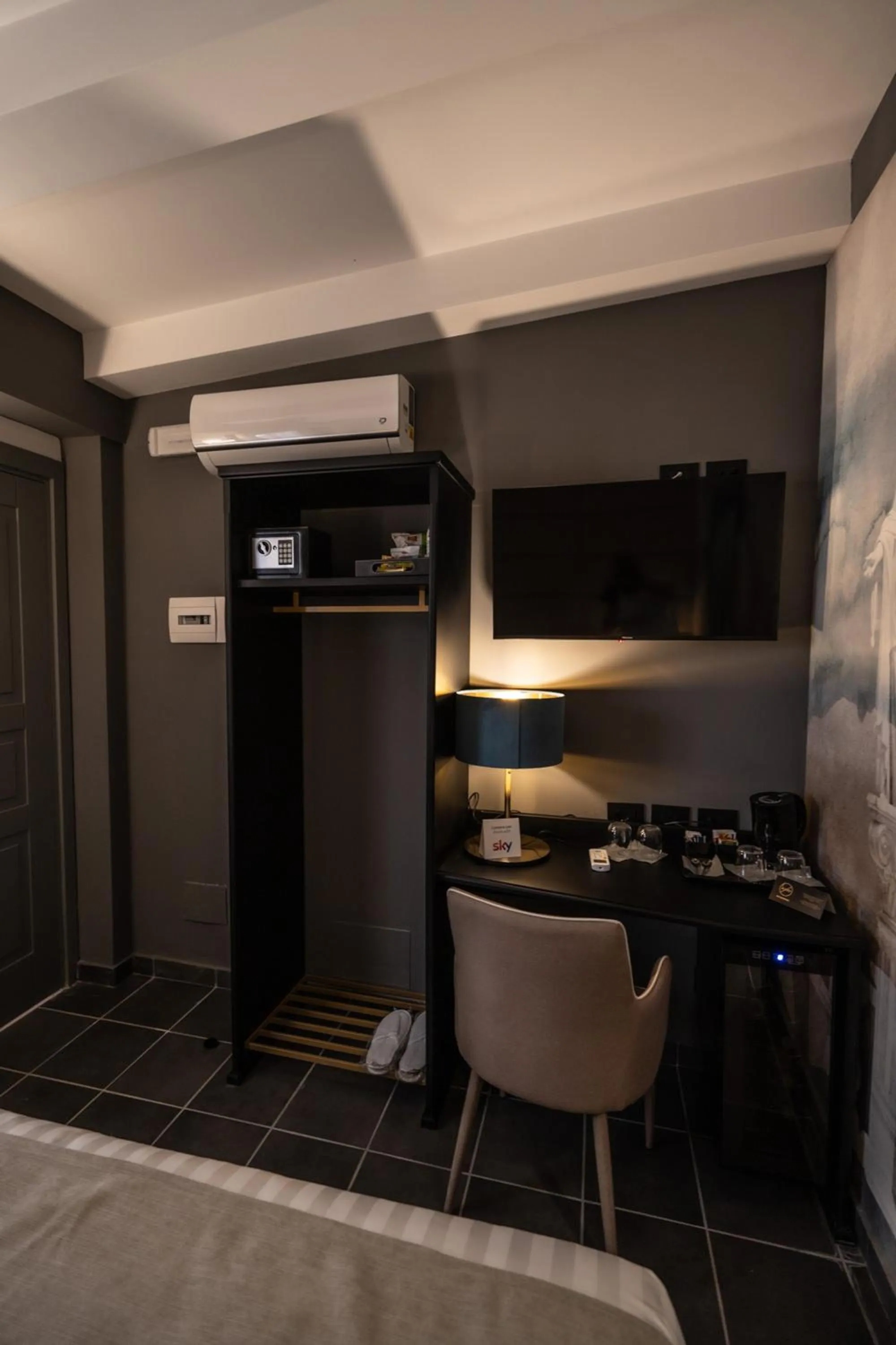 TV and multimedia in Relais Manzoni