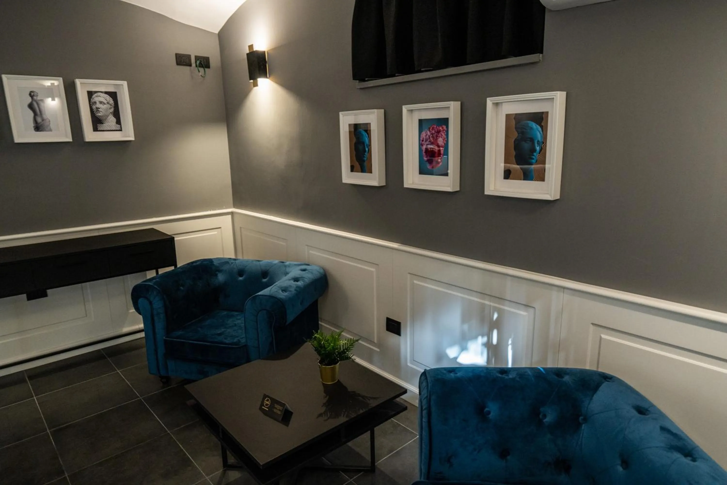 Lobby or reception in Relais Manzoni