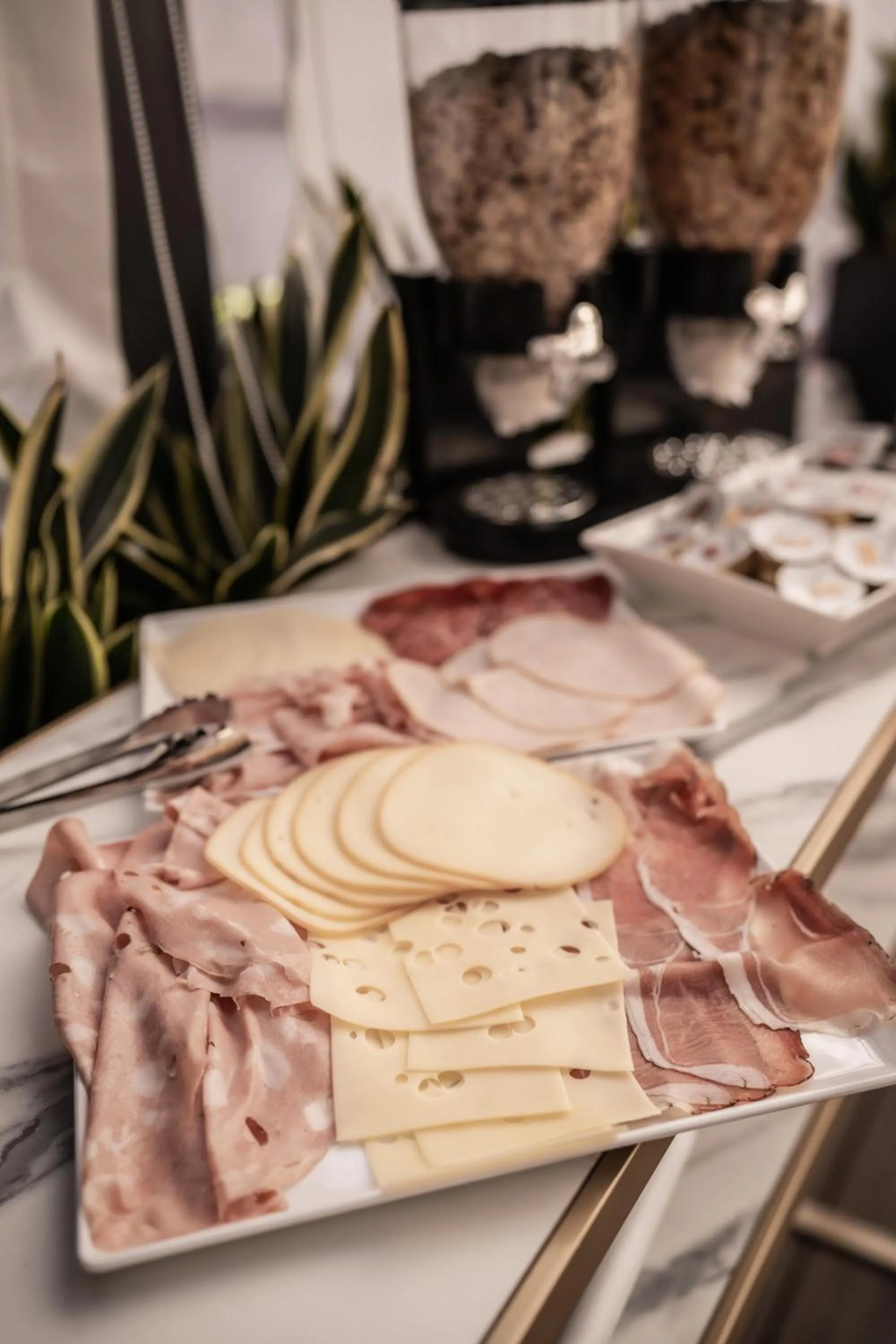 Restaurant/places to eat in Relais Manzoni