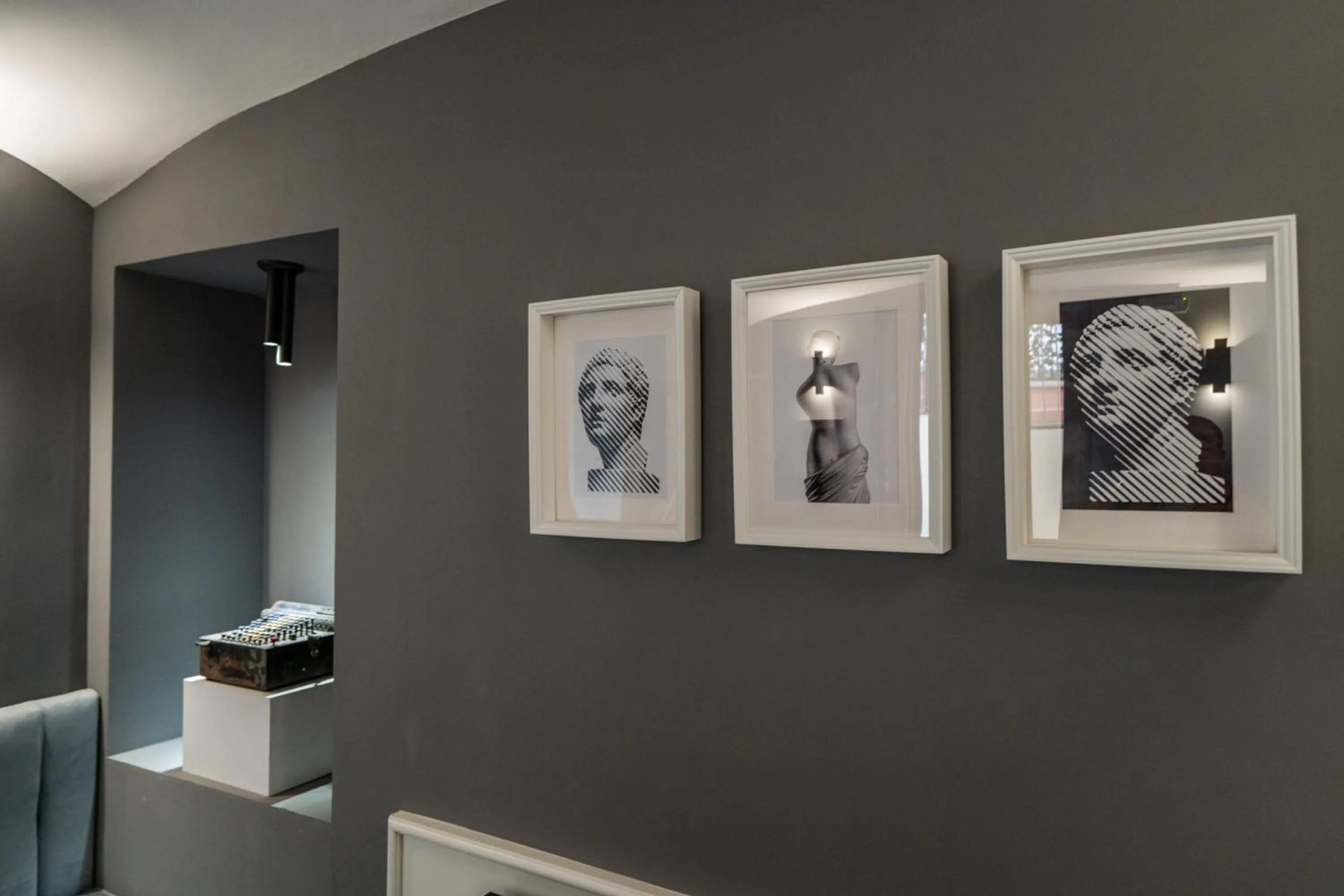 Decorative detail in Relais Manzoni