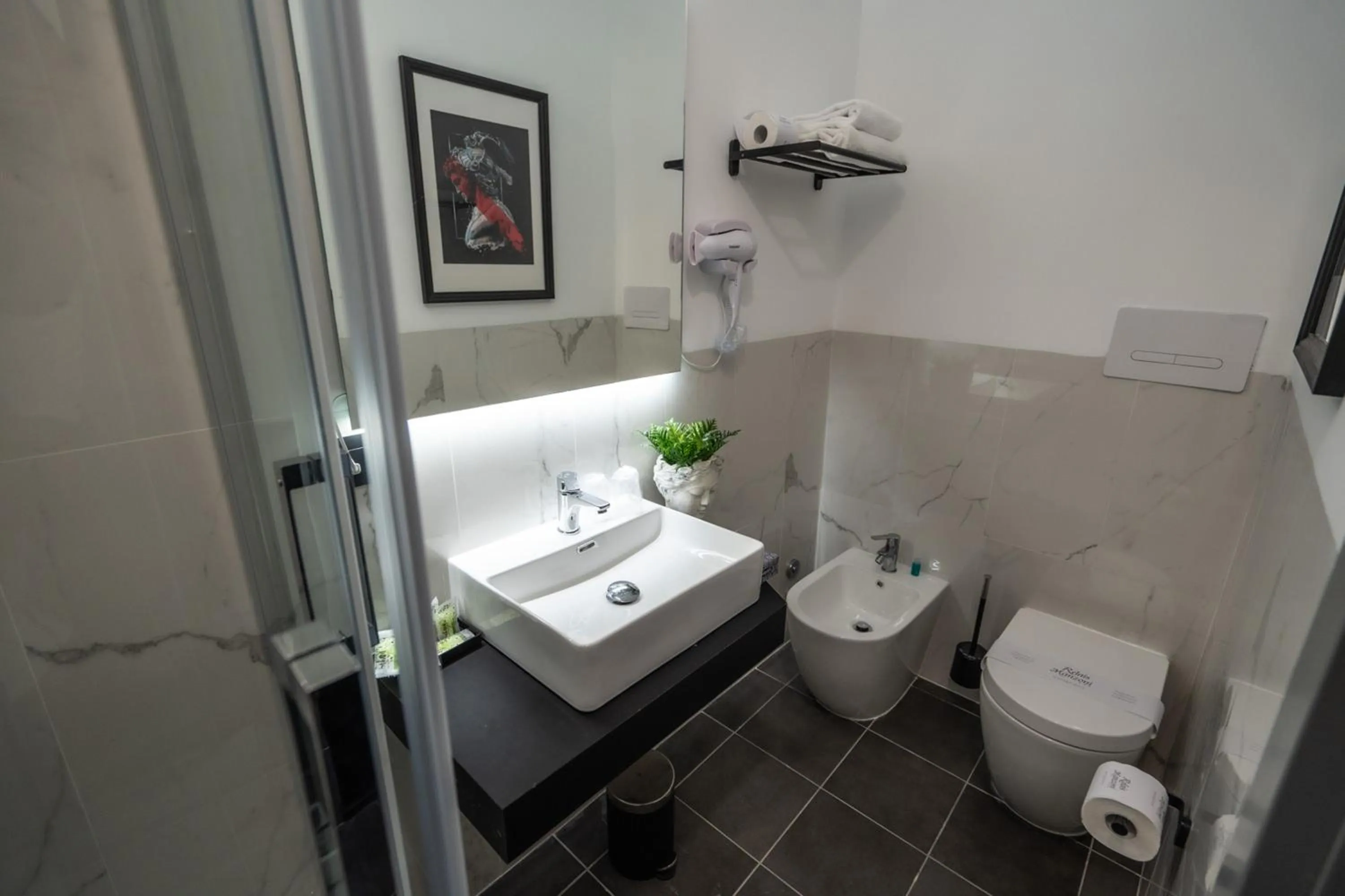 Bathroom in Relais Manzoni