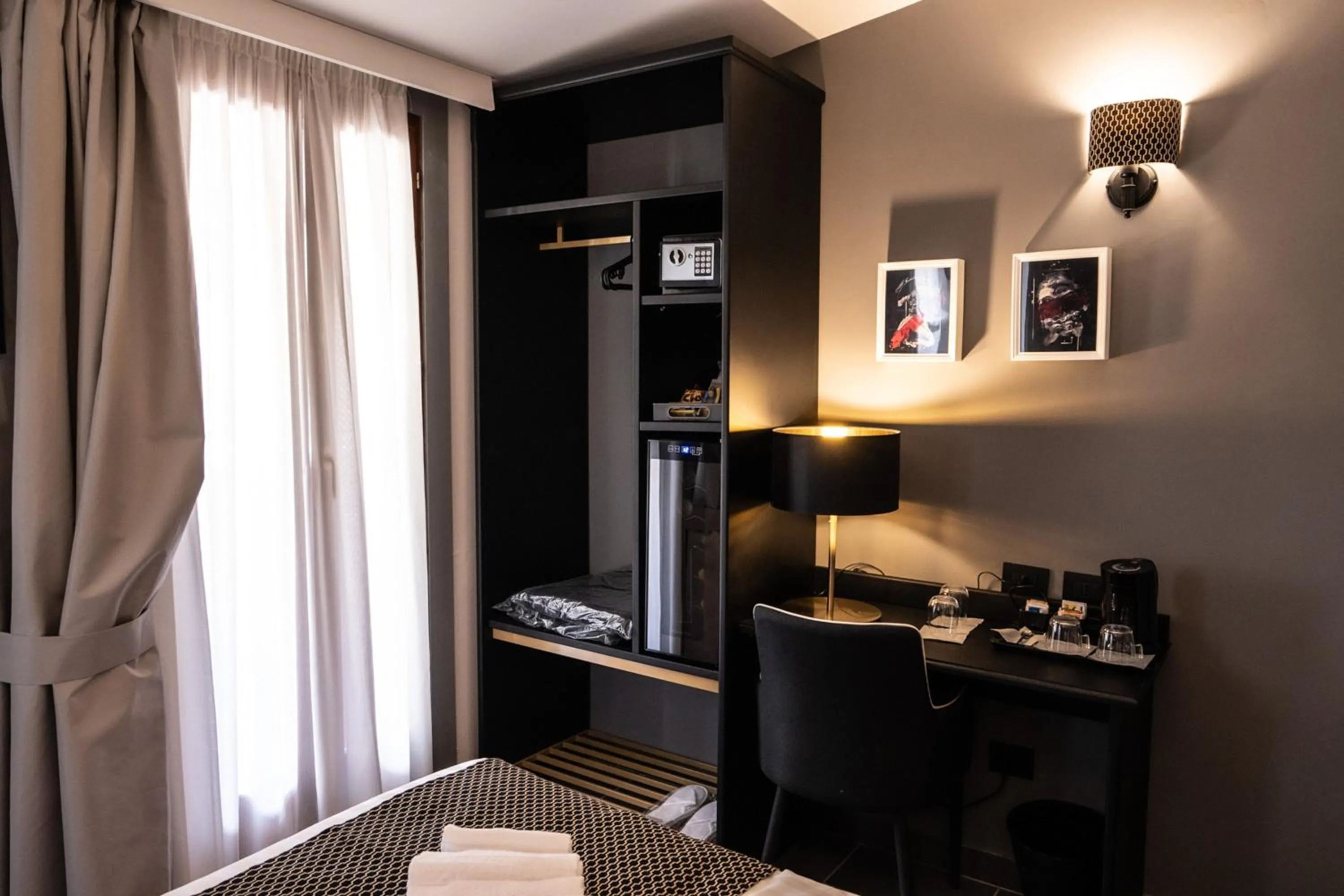 Coffee/tea facilities, Bed in Relais Manzoni