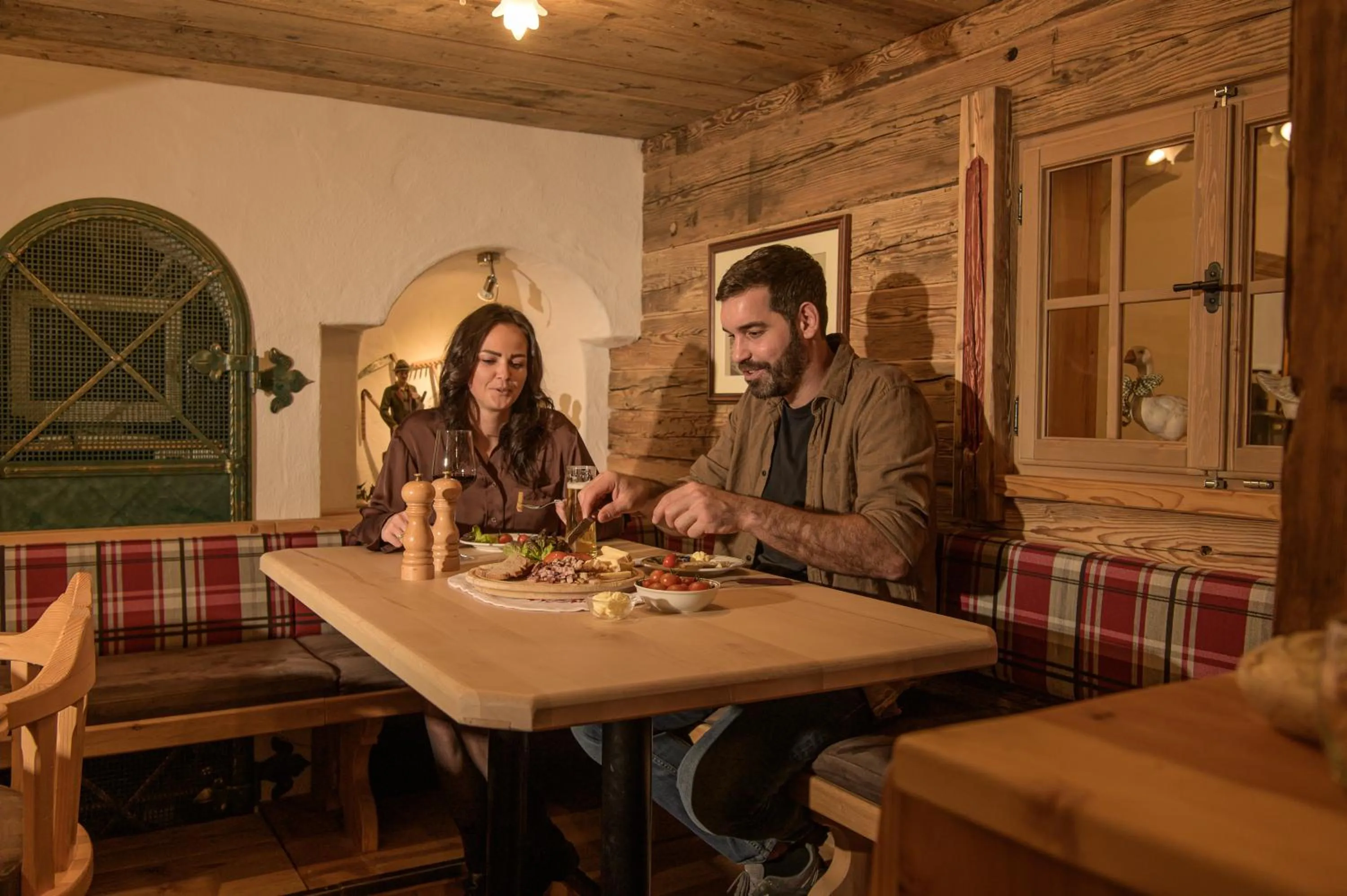 Lounge or bar in Berghotel Hauserbauer