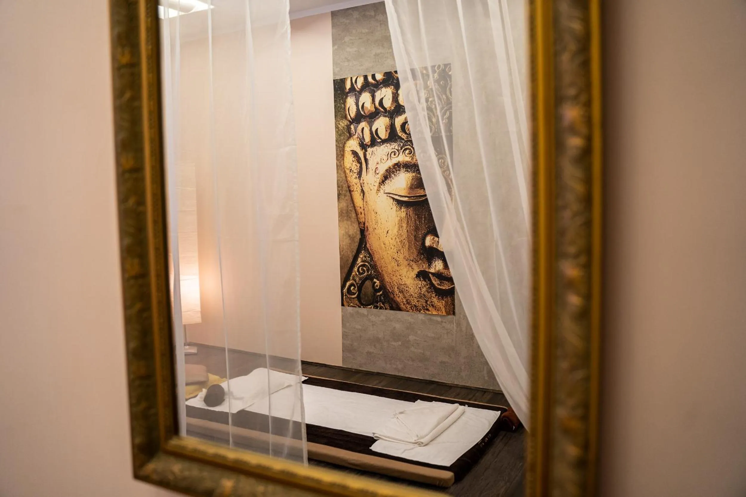 Massage in Park Holiday Congress & Wellness Hotel