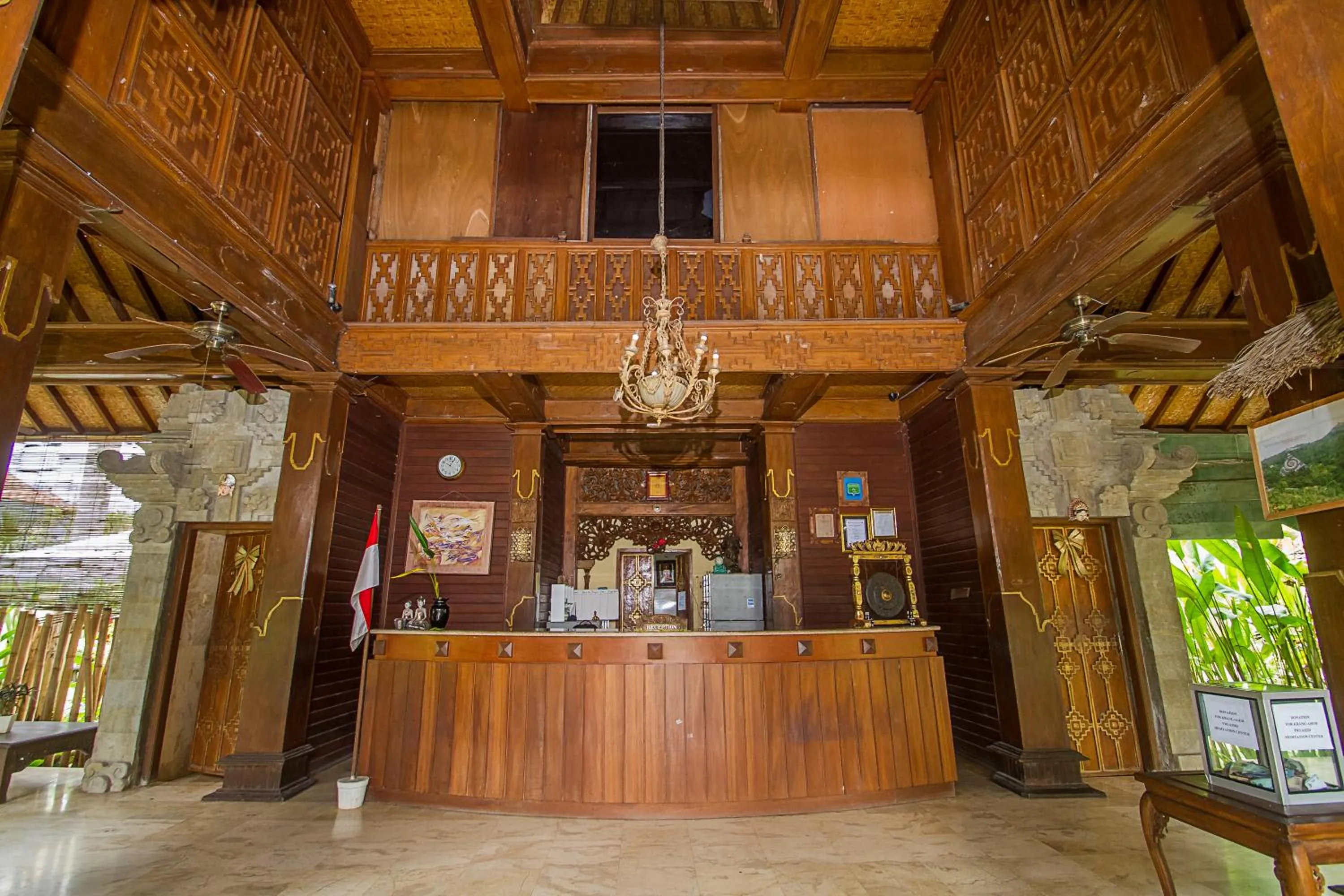 Lobby or reception in Suly Vegetarian Resort & Spa