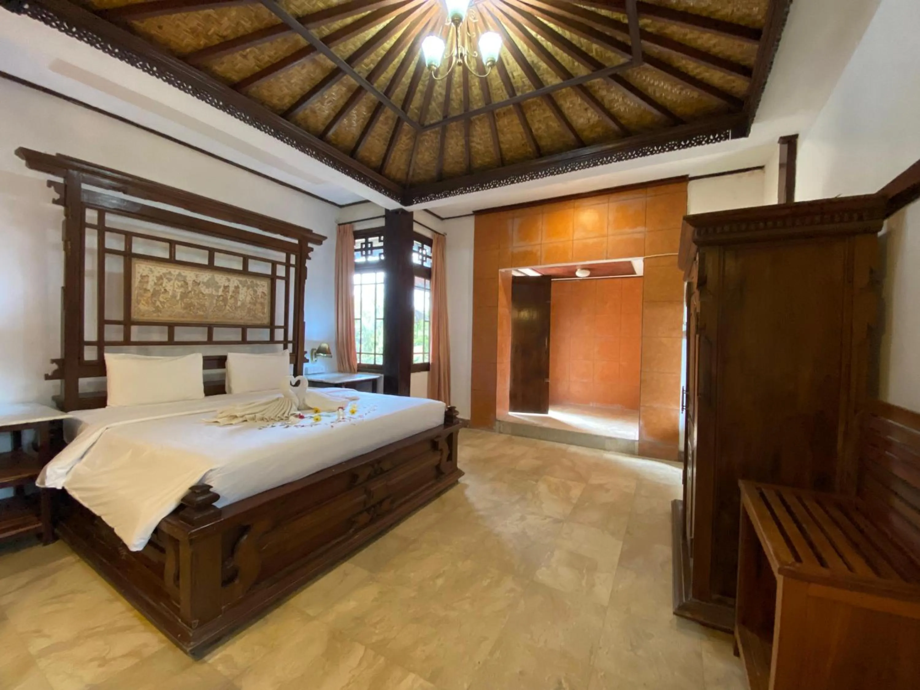 Bed in Suly Vegetarian Resort & Spa