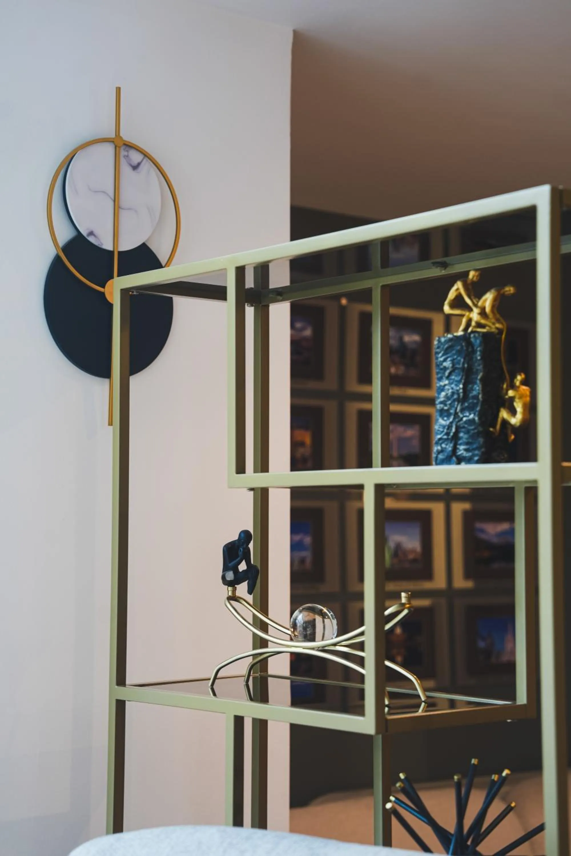 Decorative detail in Bucharest Unirii Square - Handwritten Collection