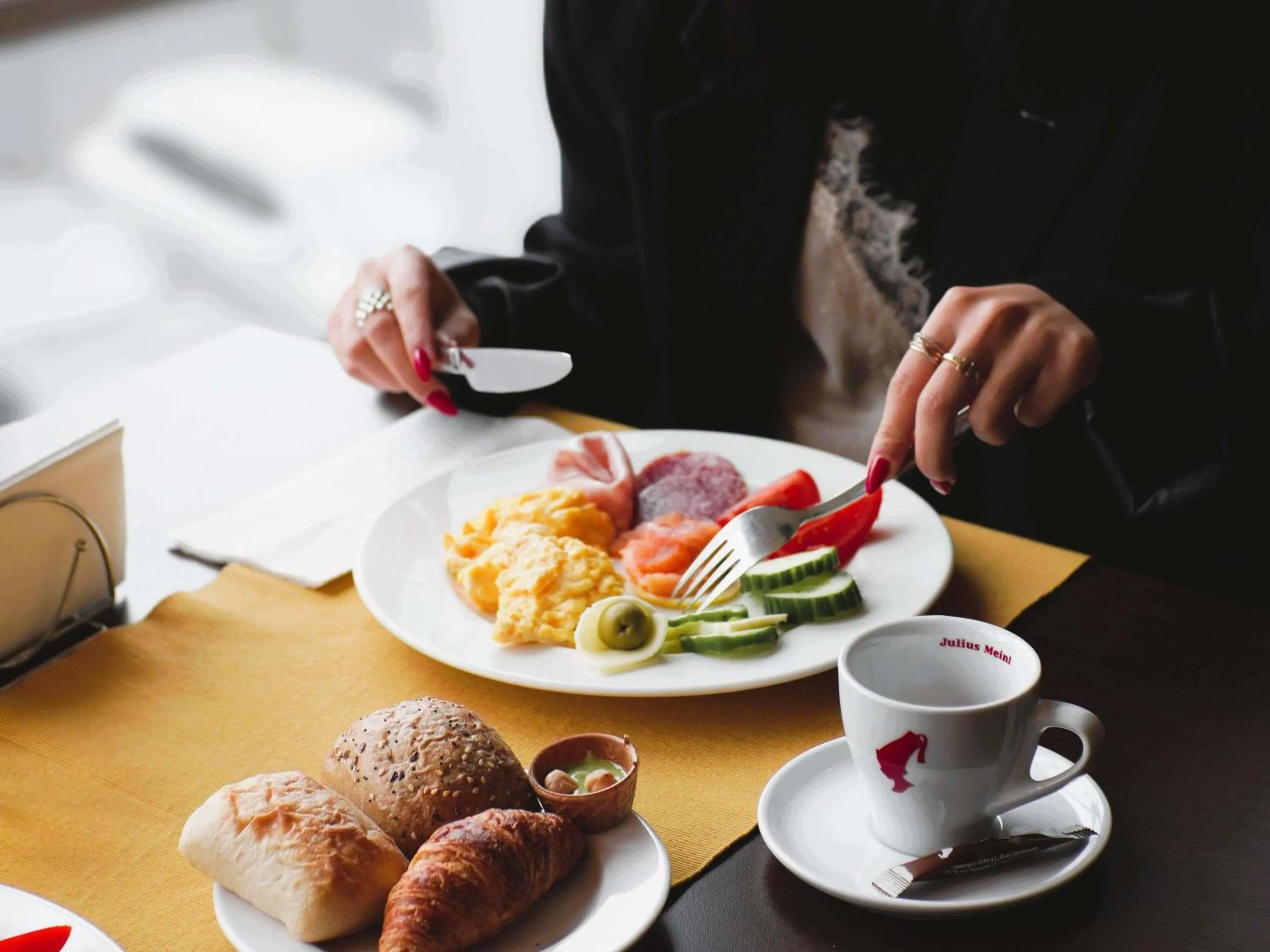 Breakfast in Bucharest Unirii Square - Handwritten Collection