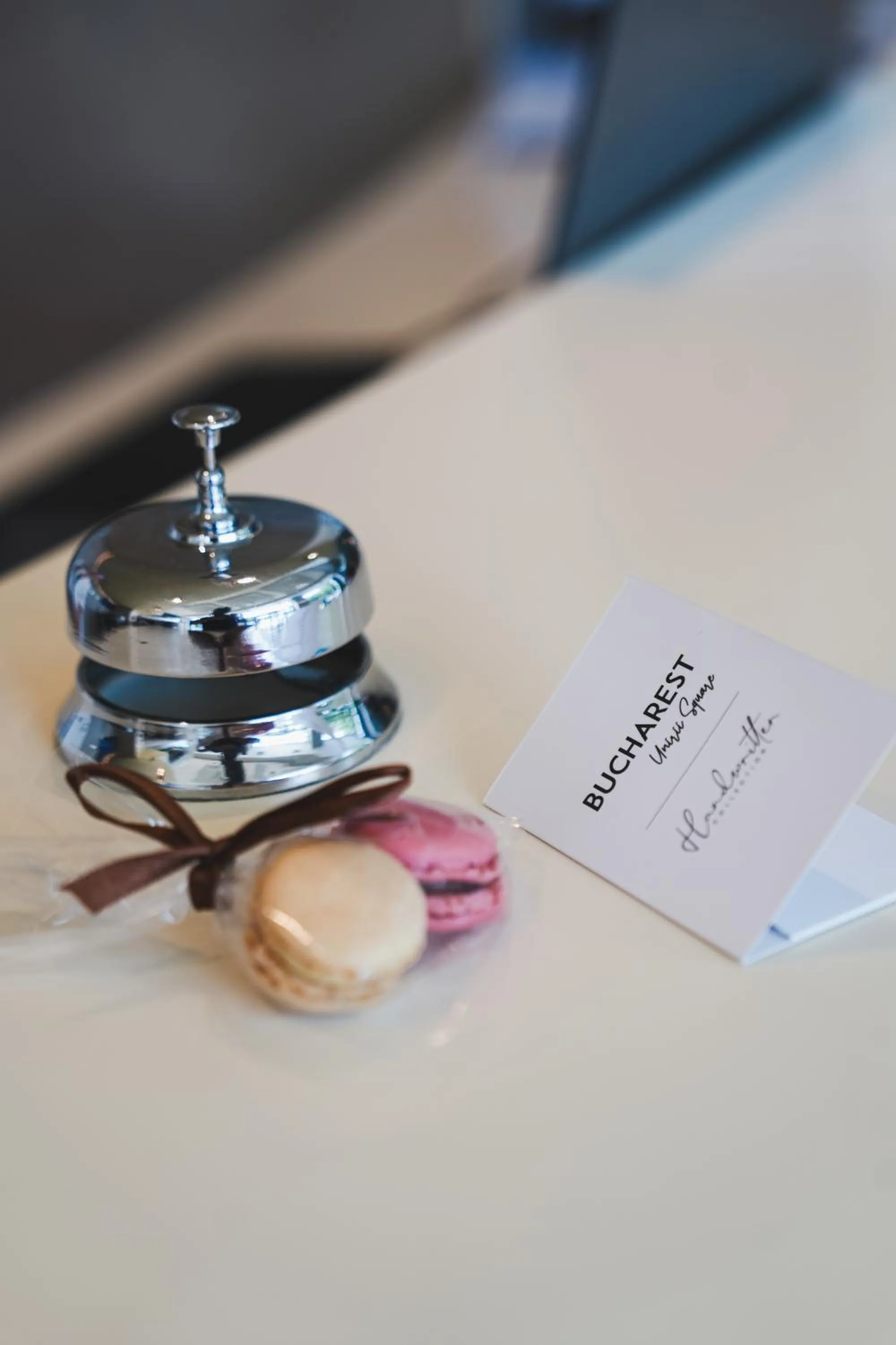 Property building in Bucharest Unirii Square - Handwritten Collection