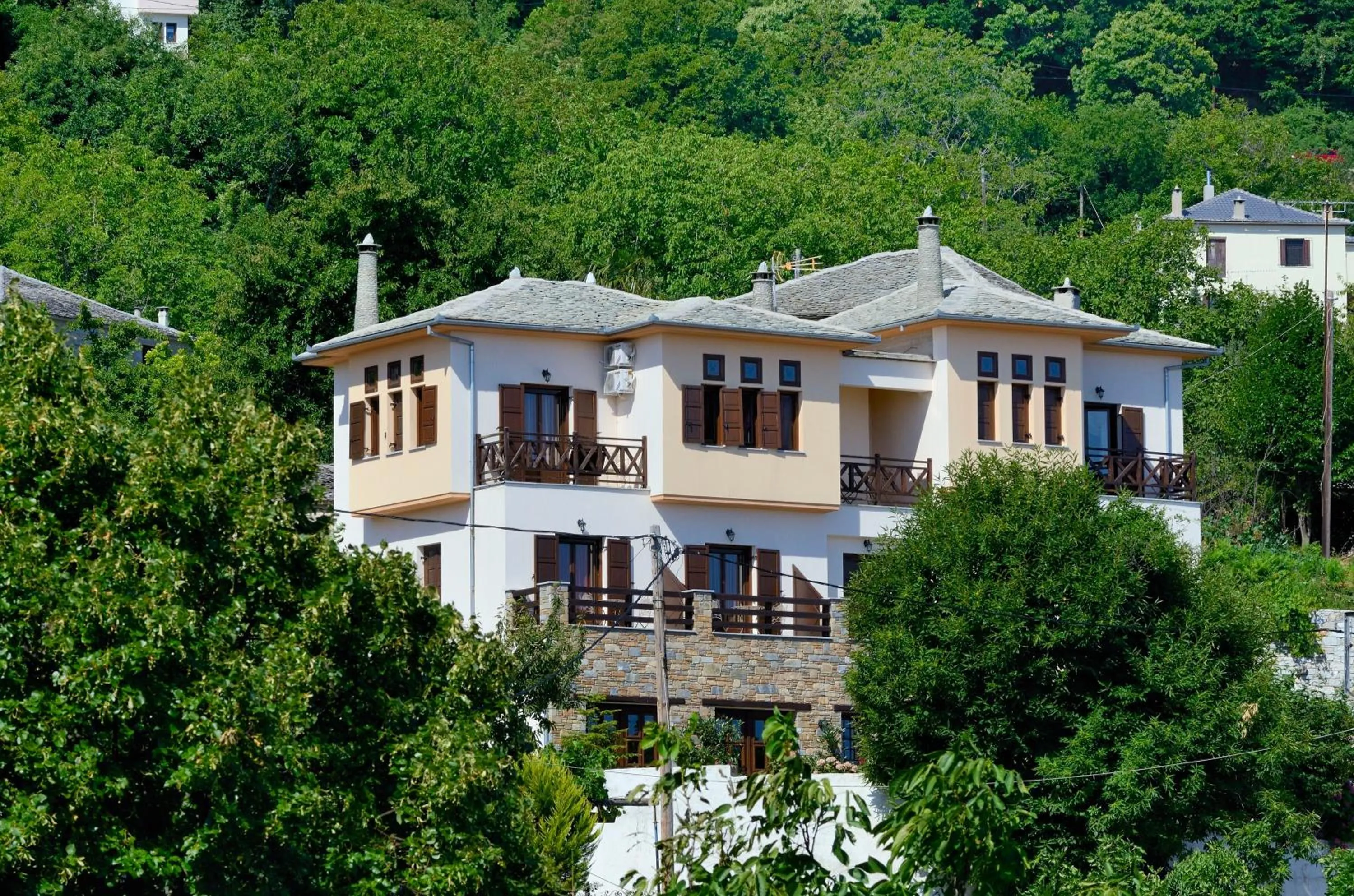 Property building in Guesthouse Iris