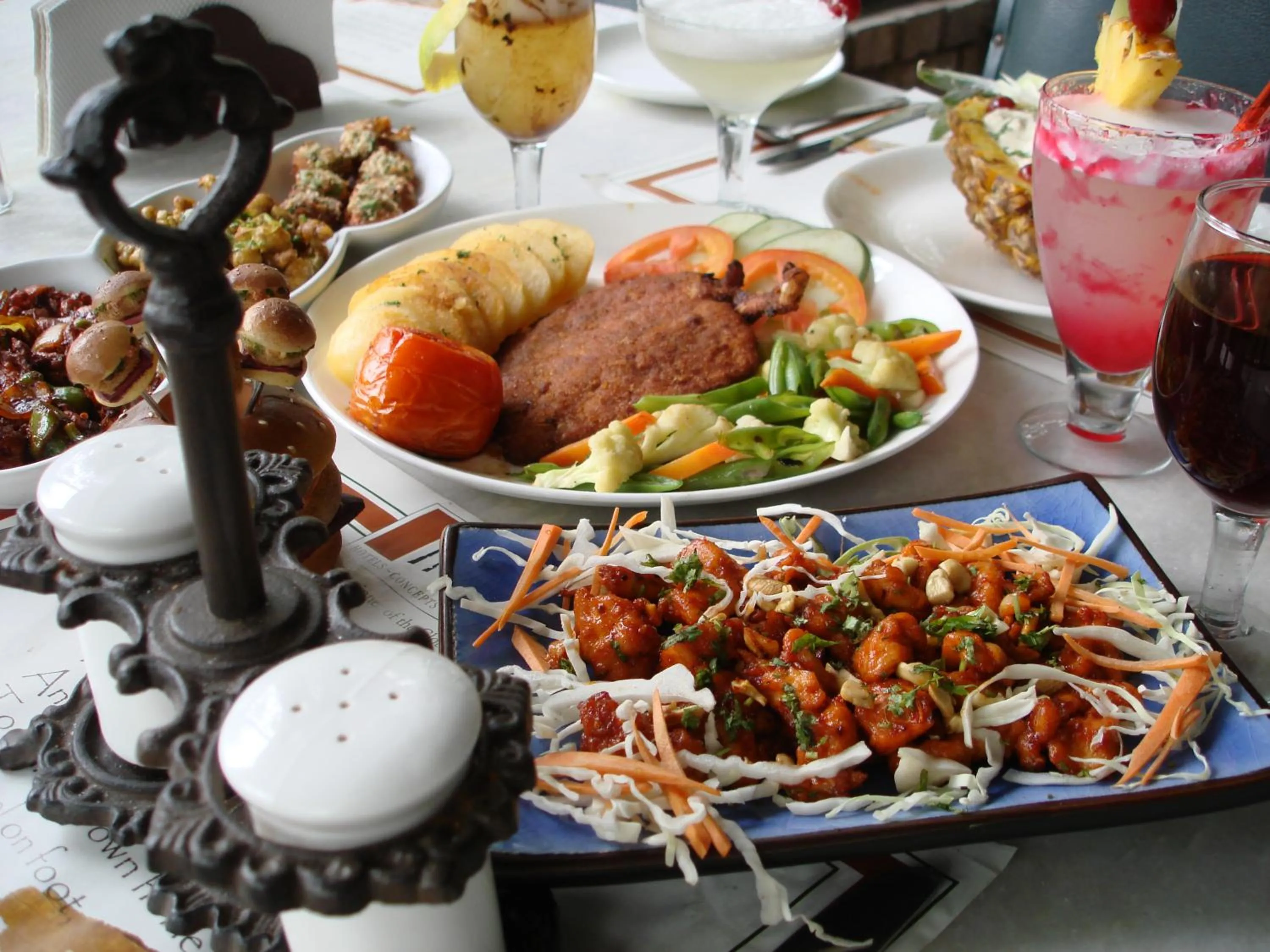 Breakfast in INDeco Lake Forest