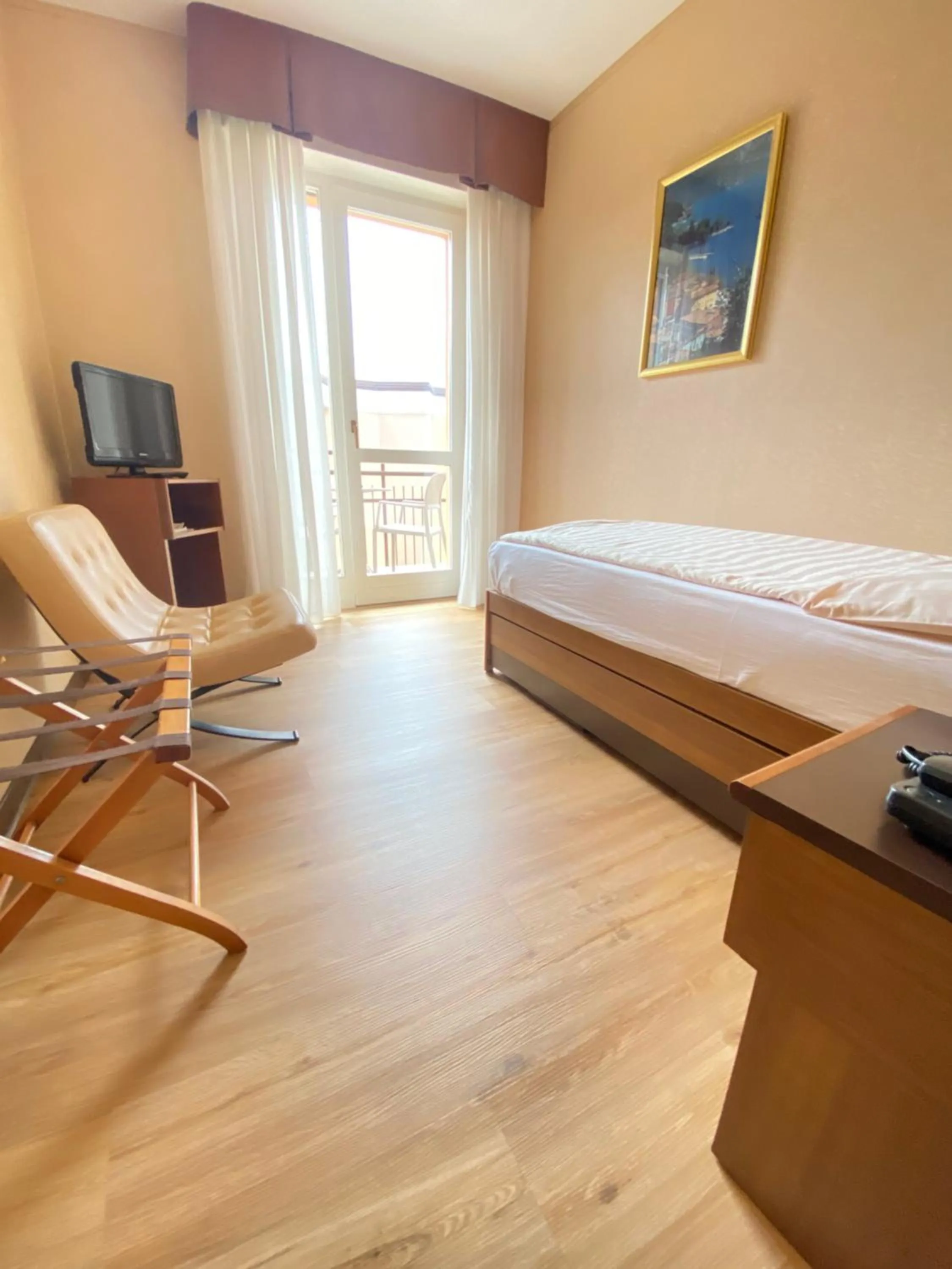 Bed in SunLake Hotel