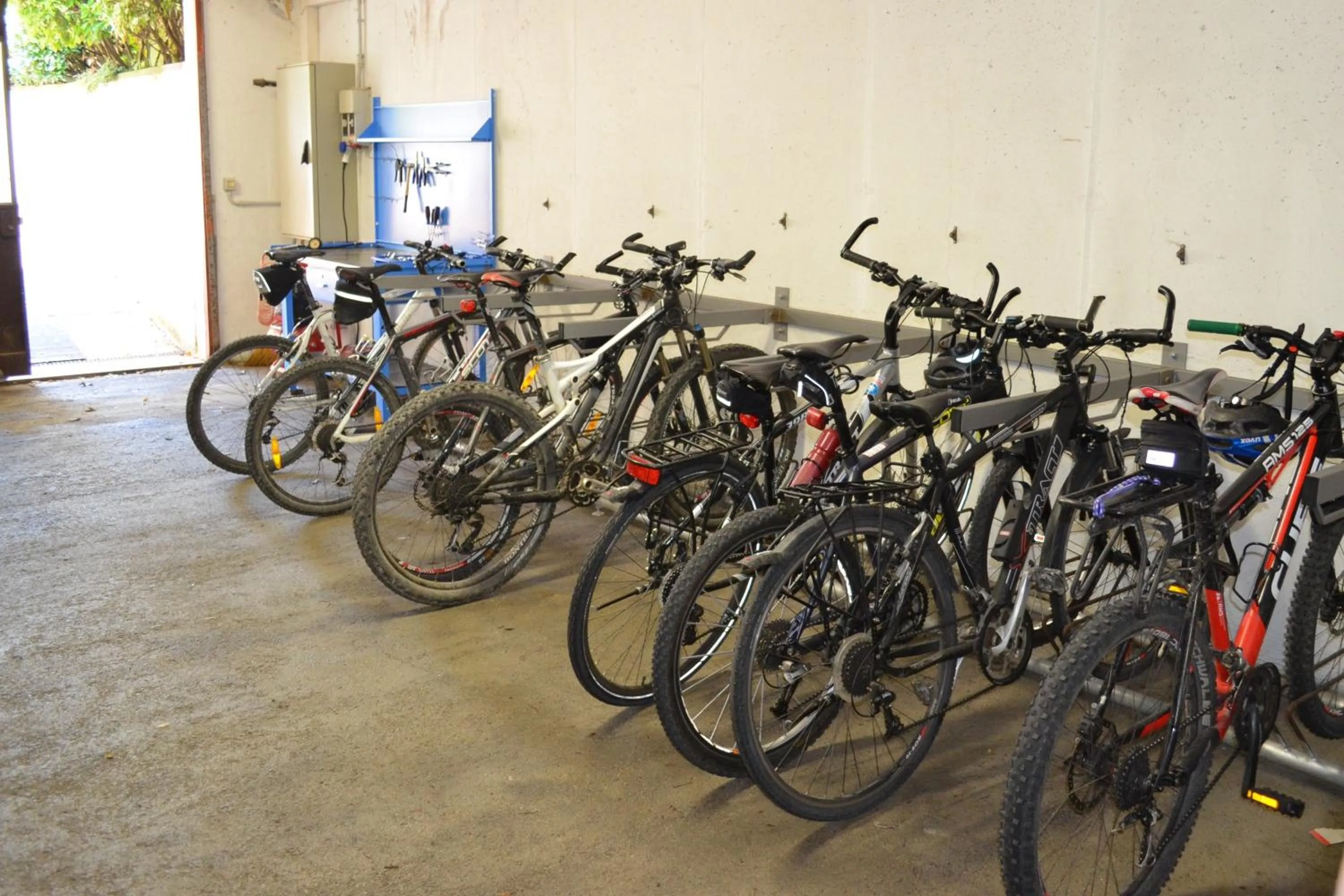 Area and facilities in SunLake Hotel