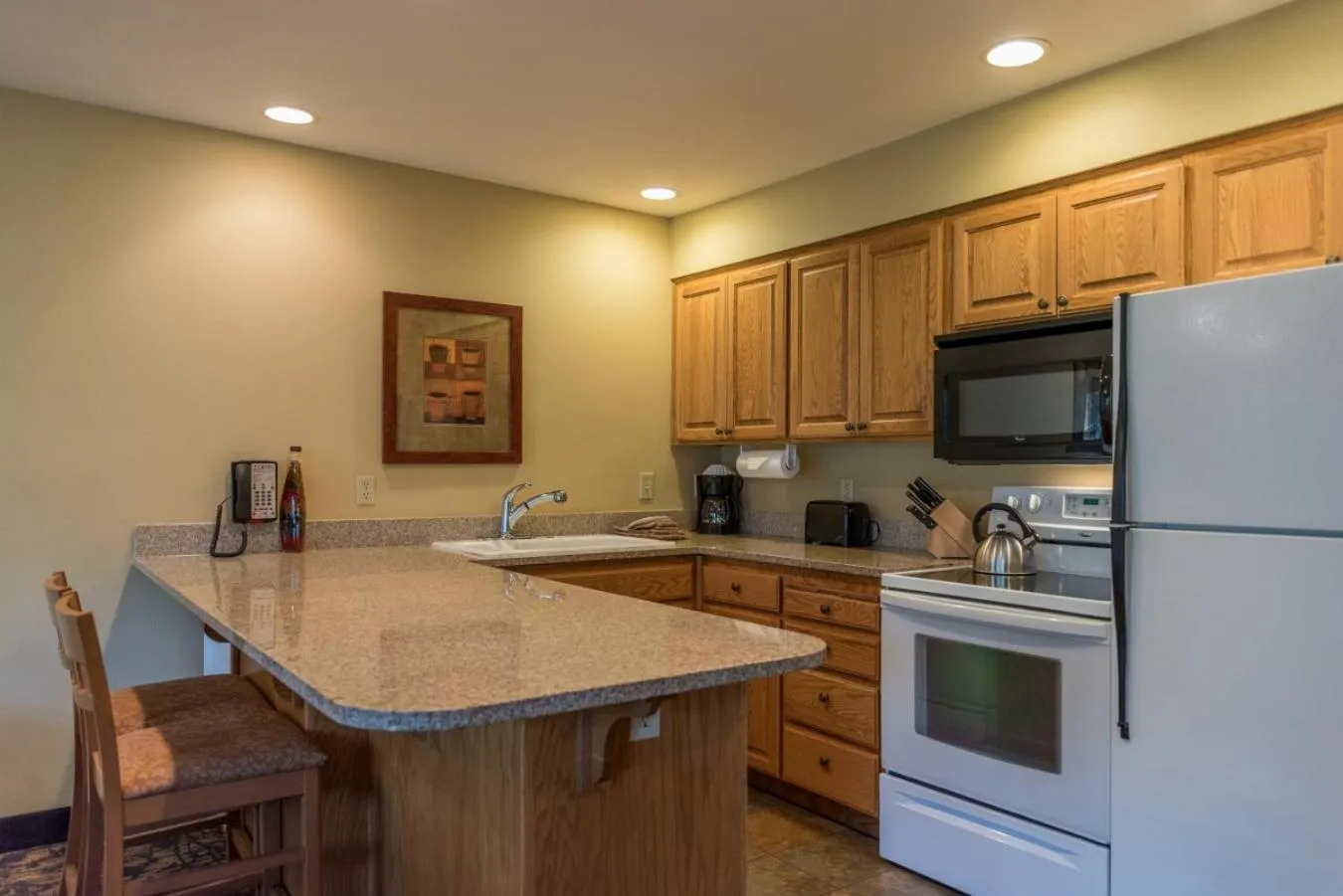 Kitchen or kitchenette in Whispering Woods Resort