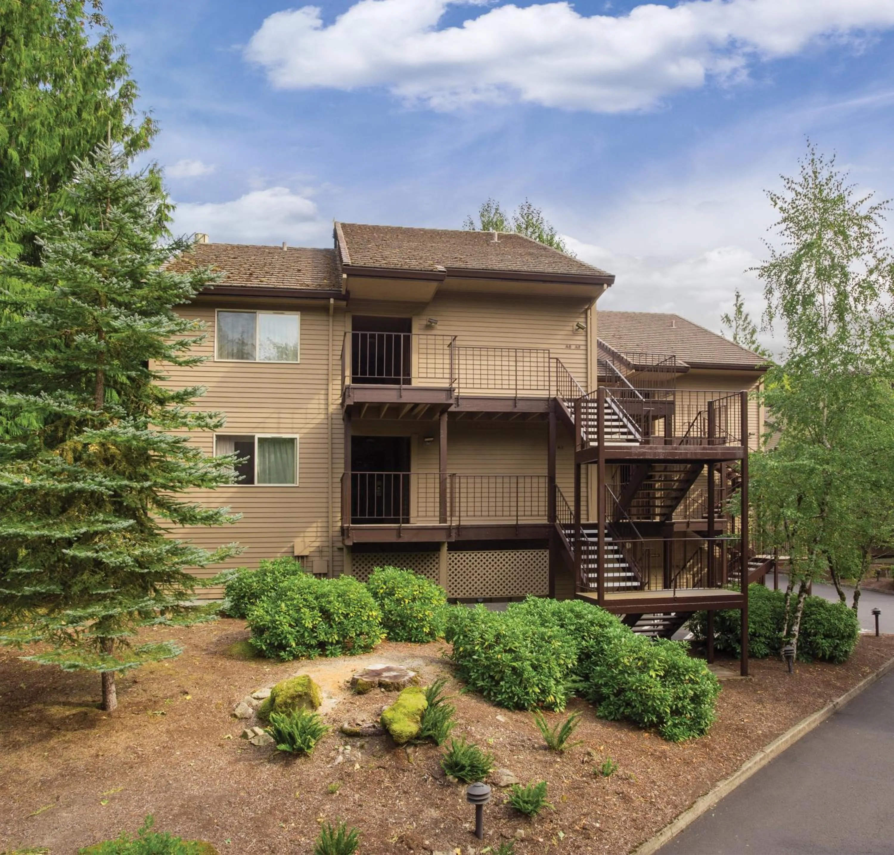 Balcony/Terrace in Whispering Woods Resort