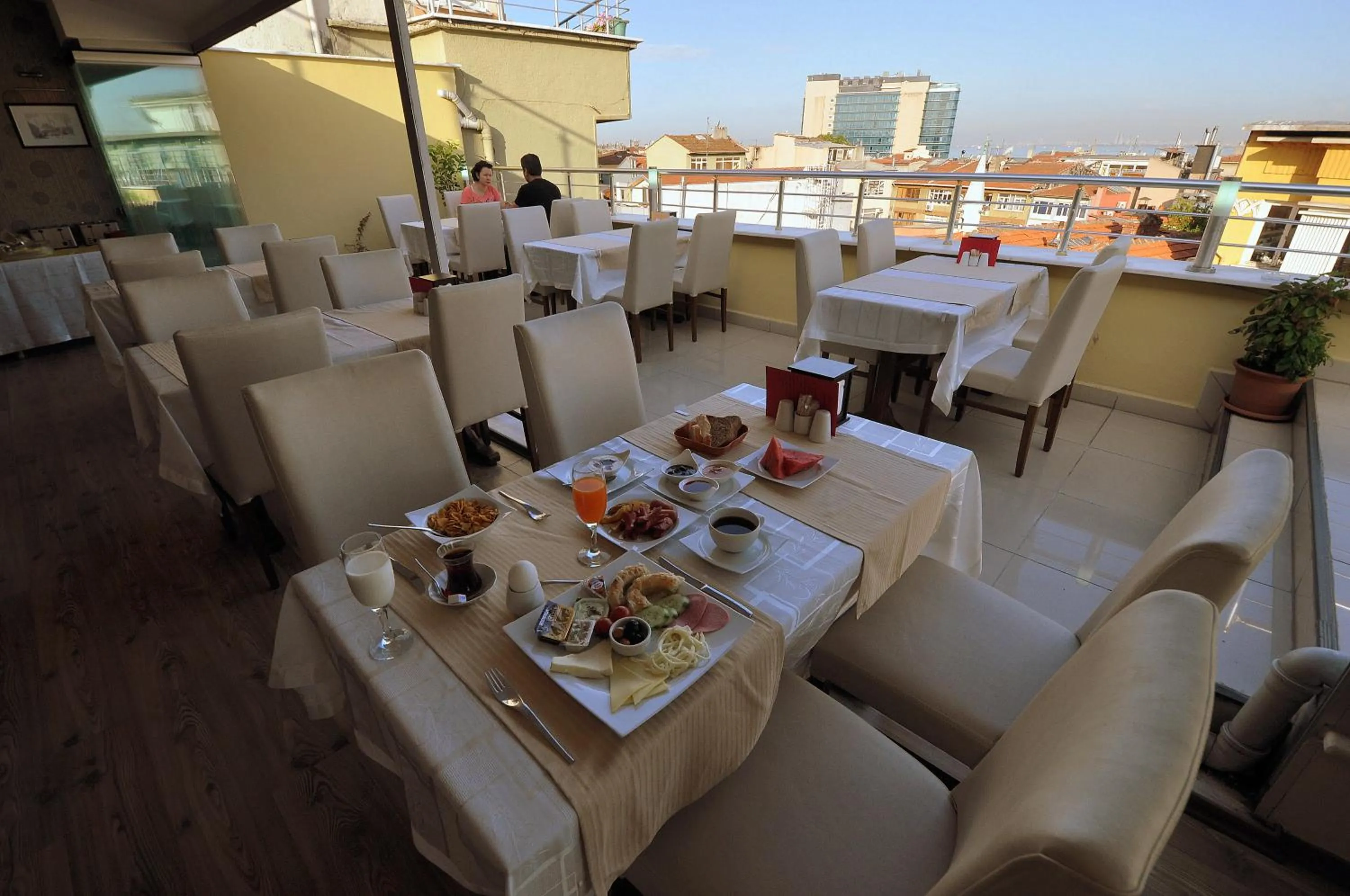 Restaurant/places to eat in Khalkedon Hotel Istanbul