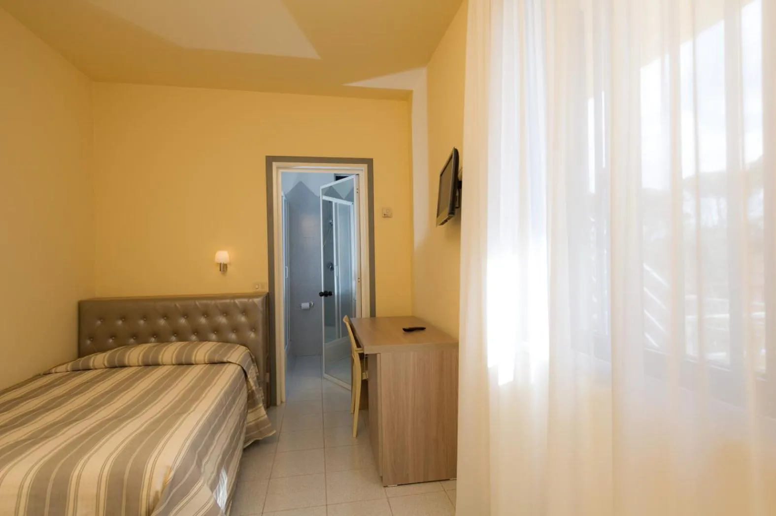 Bed in Hotel Gemma Del Mare