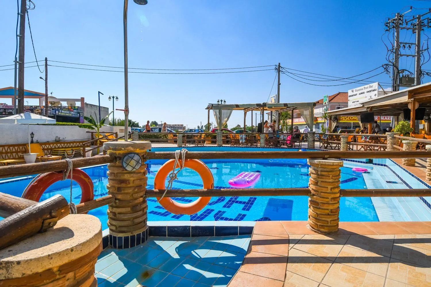Swimming pool in Vanessa Hotel