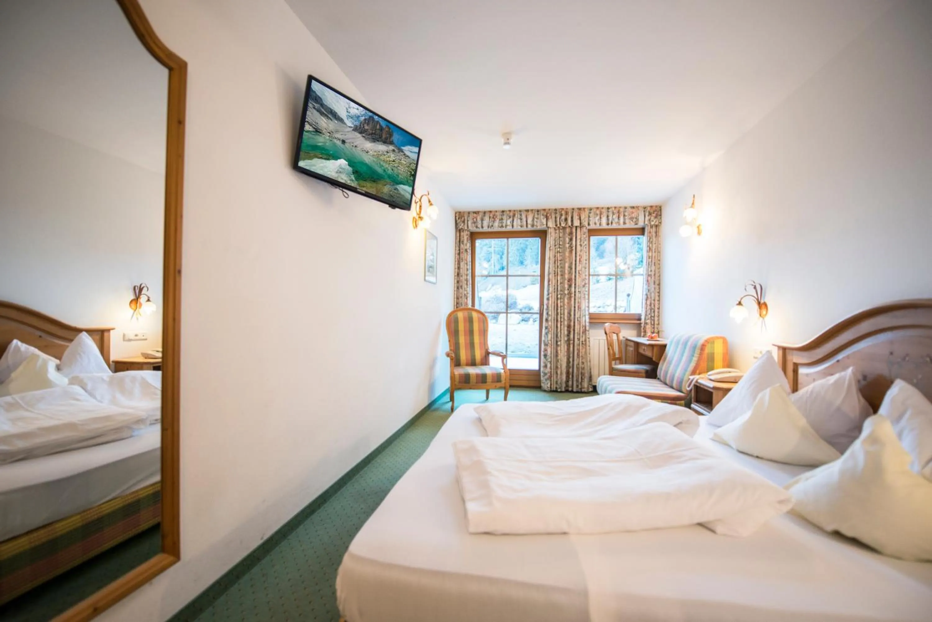 Staff, Bed in Turmhotel Gschwendt