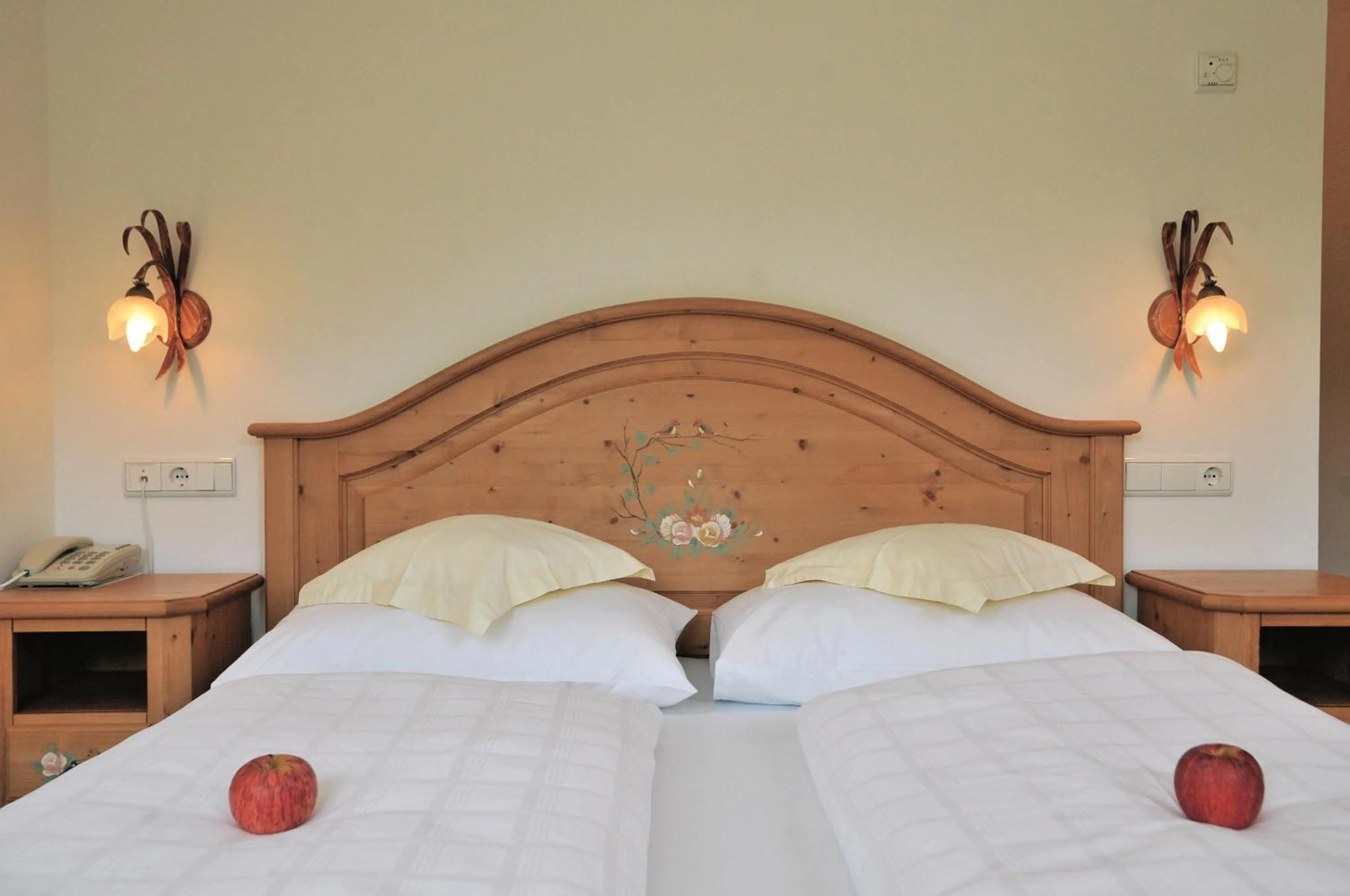 Staff, Bed in Turmhotel Gschwendt