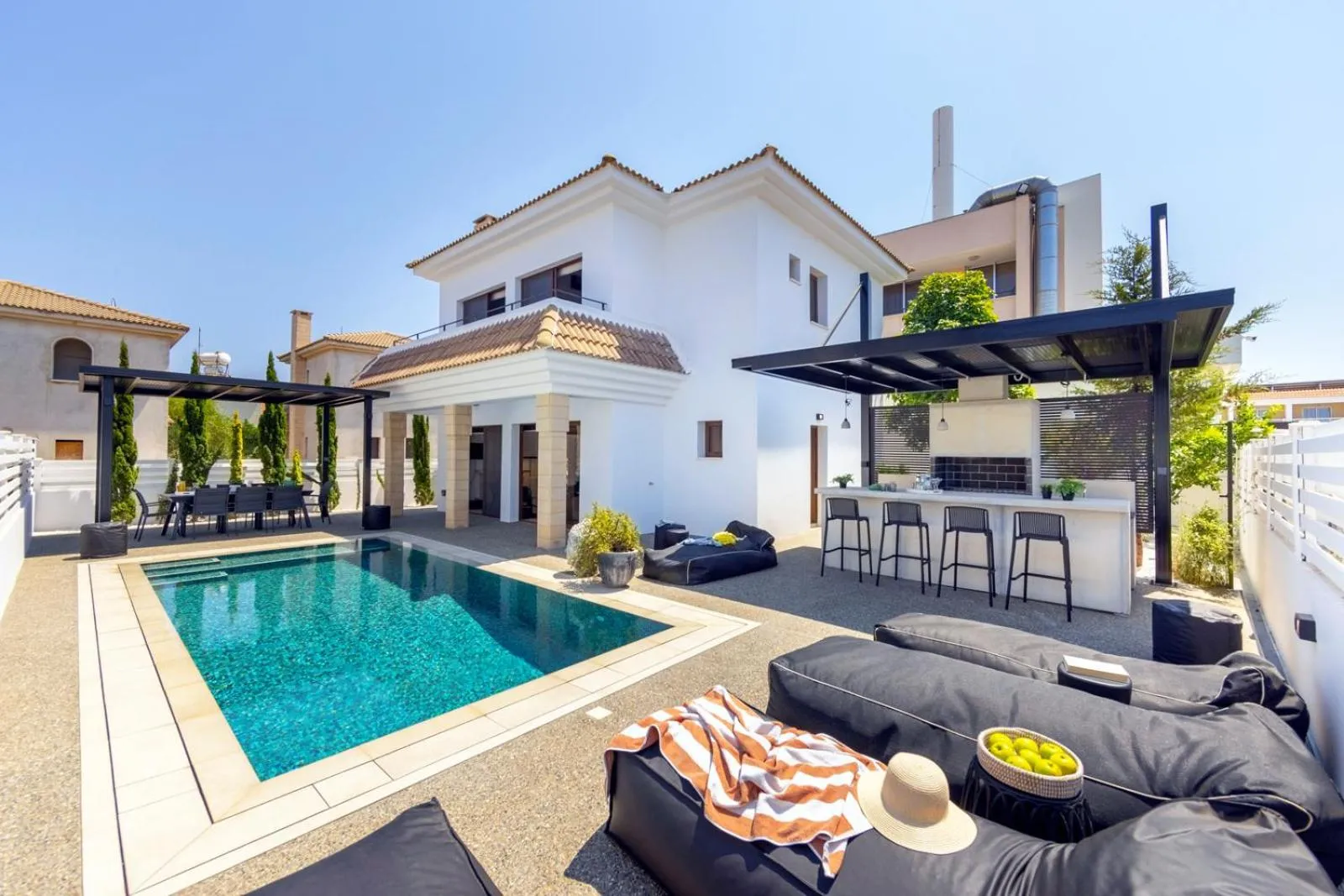 Captain Karas Holidays Apartments