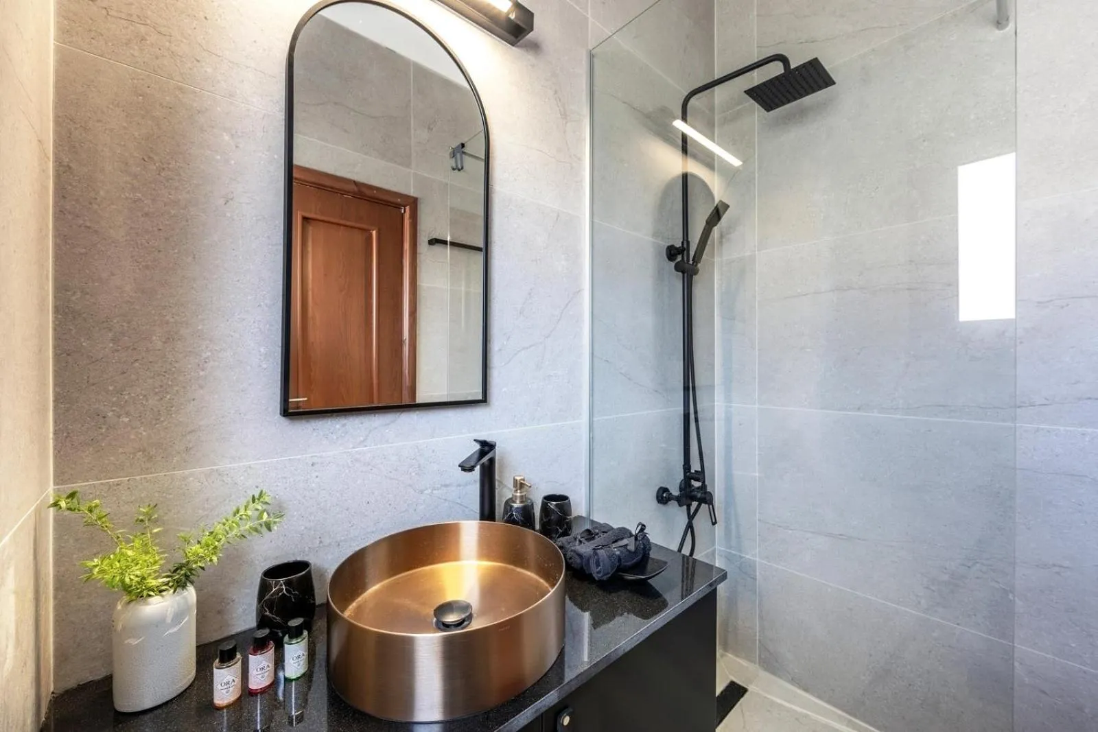 Captain Karas Holidays Apartments