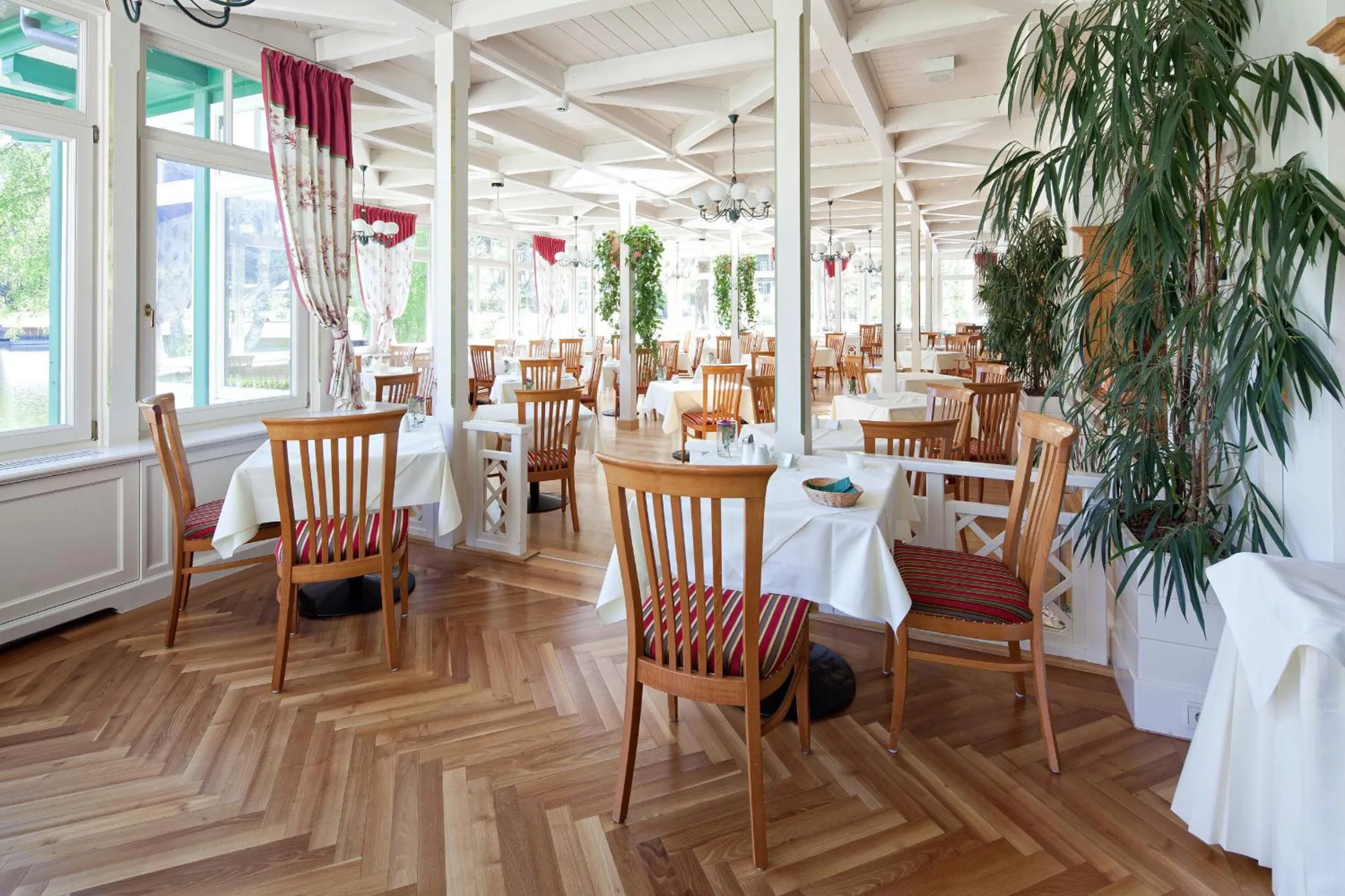 Restaurant/places to eat in Seevilla Altaussee