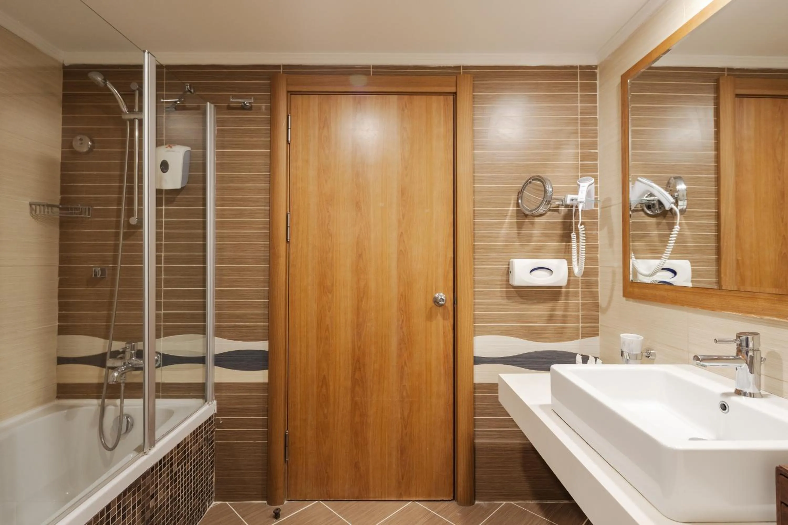 Bathroom in Sueno Hotels Golf Belek - Free Access to Sueno Hotels Deluxe Belek Facilities