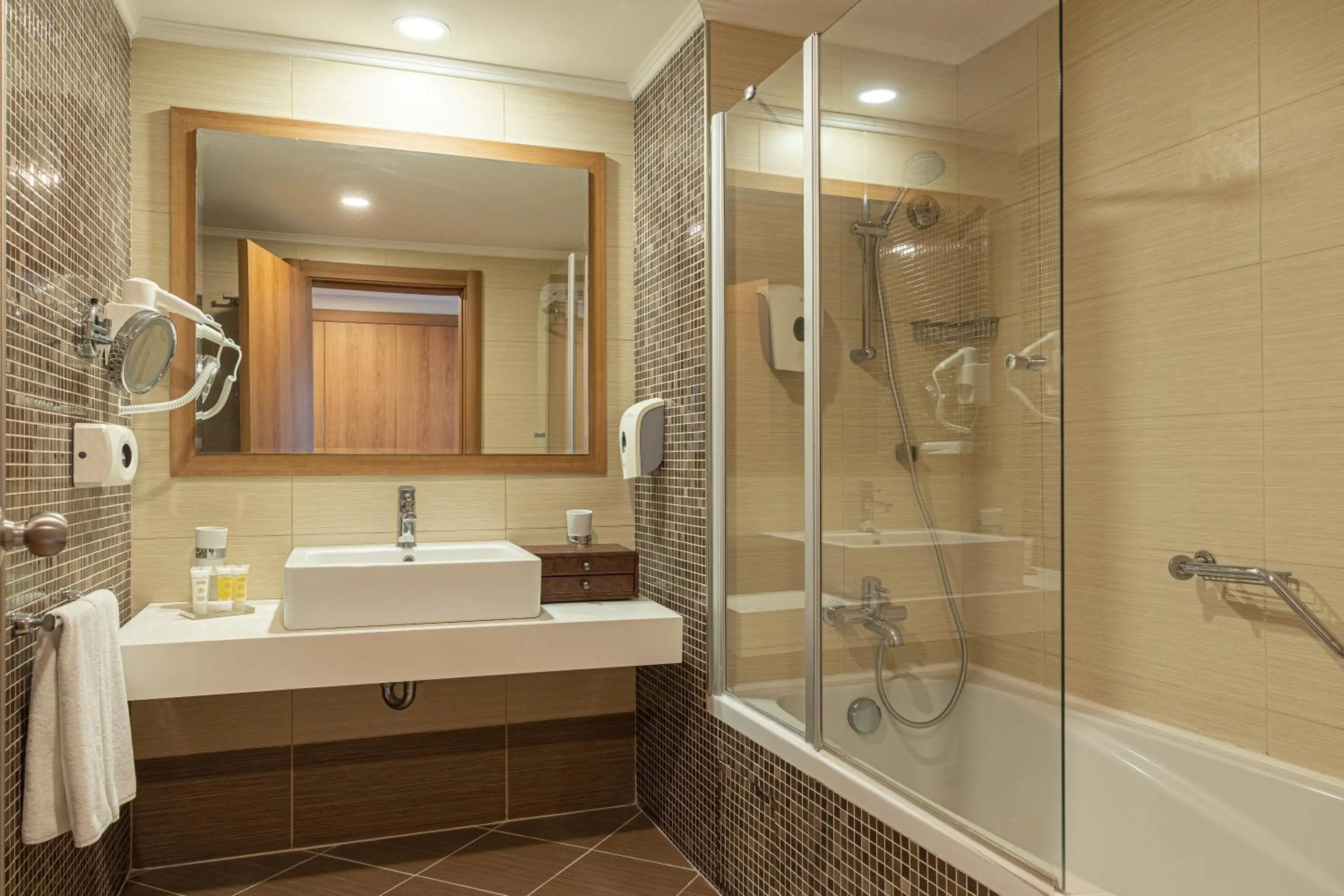 Bathroom in Sueno Hotels Golf Belek - Free Access to Sueno Hotels Deluxe Belek Facilities