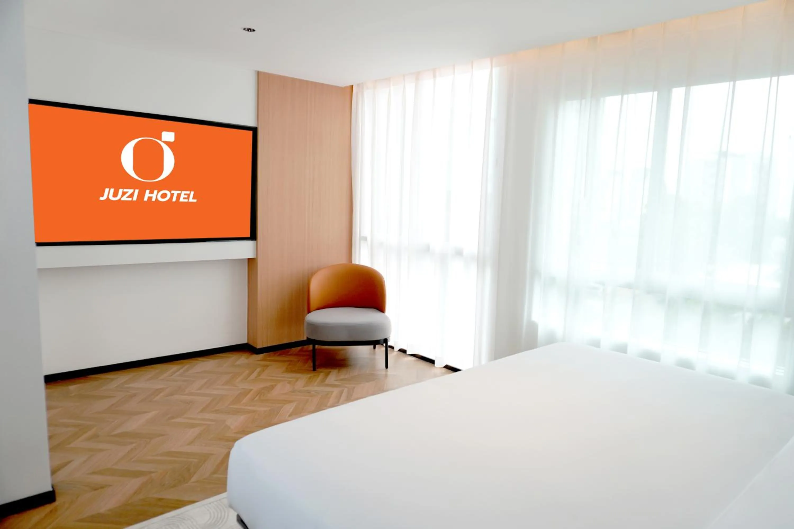 Bed in Spb Paradise Hotel