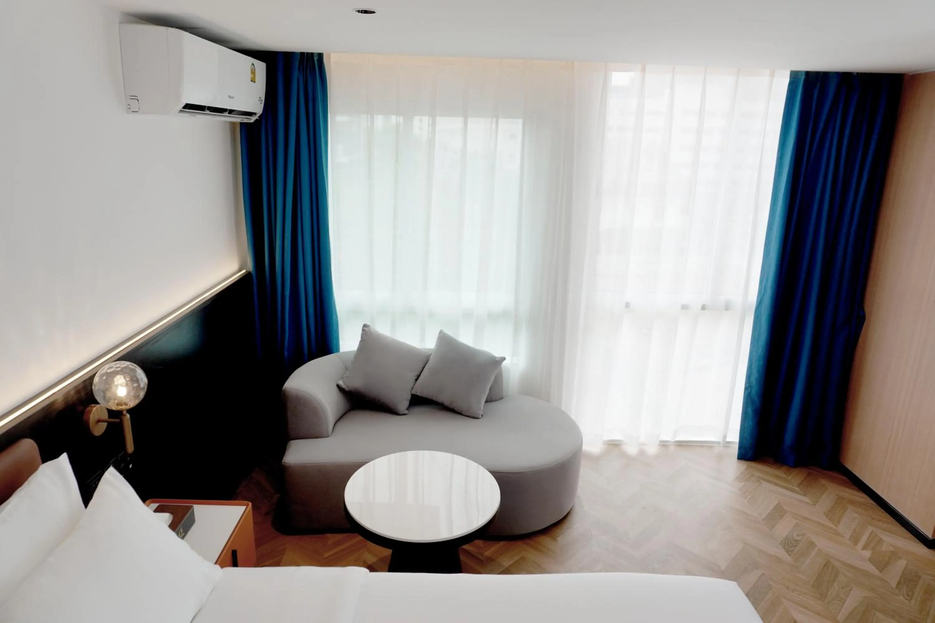 Bed in Spb Paradise Hotel